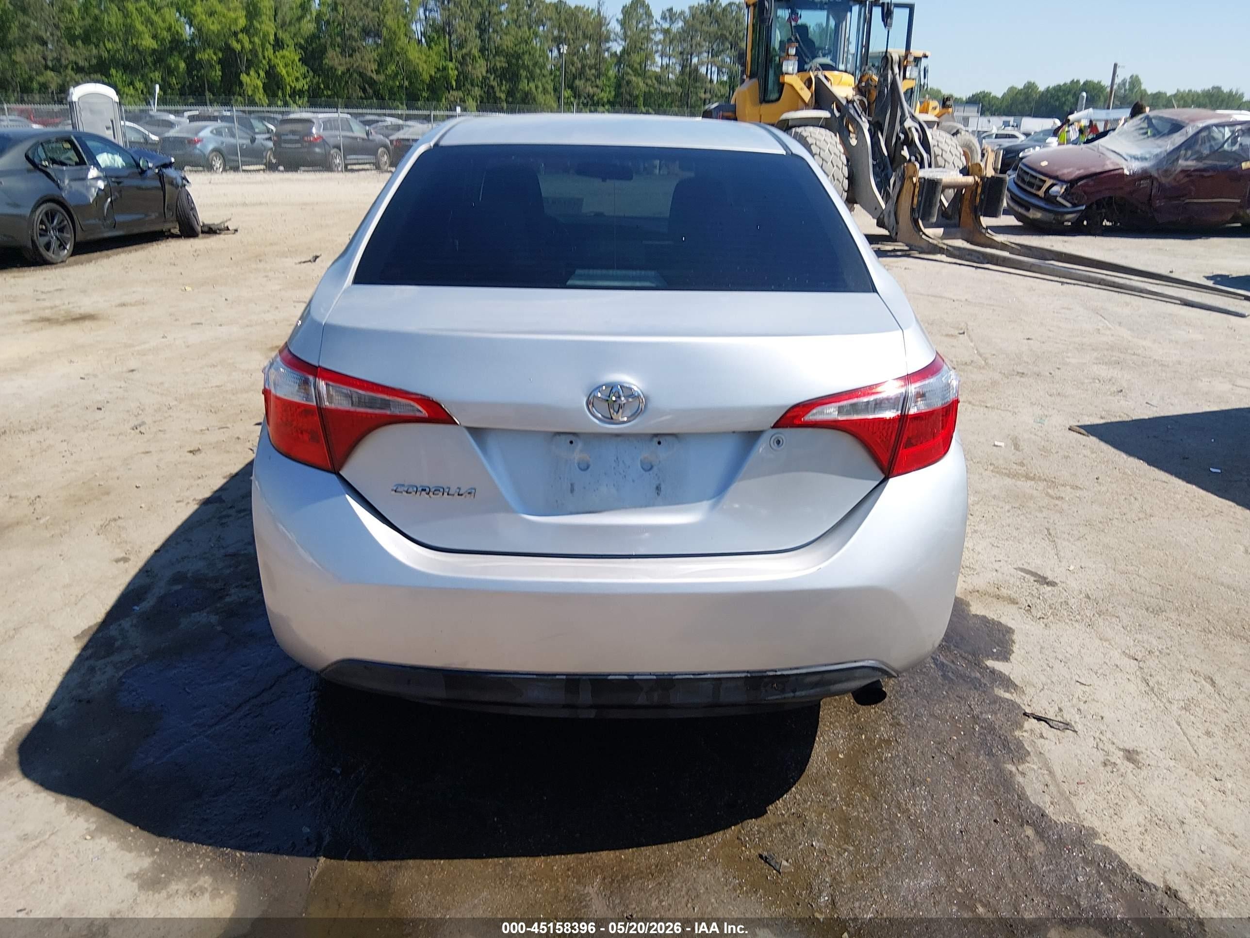 2015 Toyota Corolla L Silver vin: 2T1BURHE6FC412410