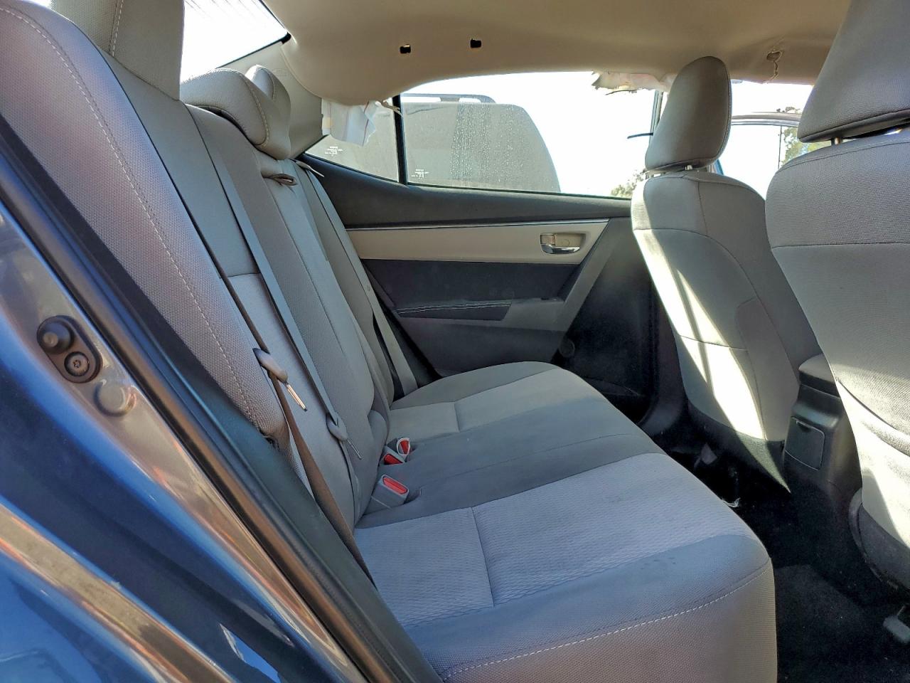 2015 Toyota Corolla Le Plus Gray vin: 2T1BURHE6FC432821