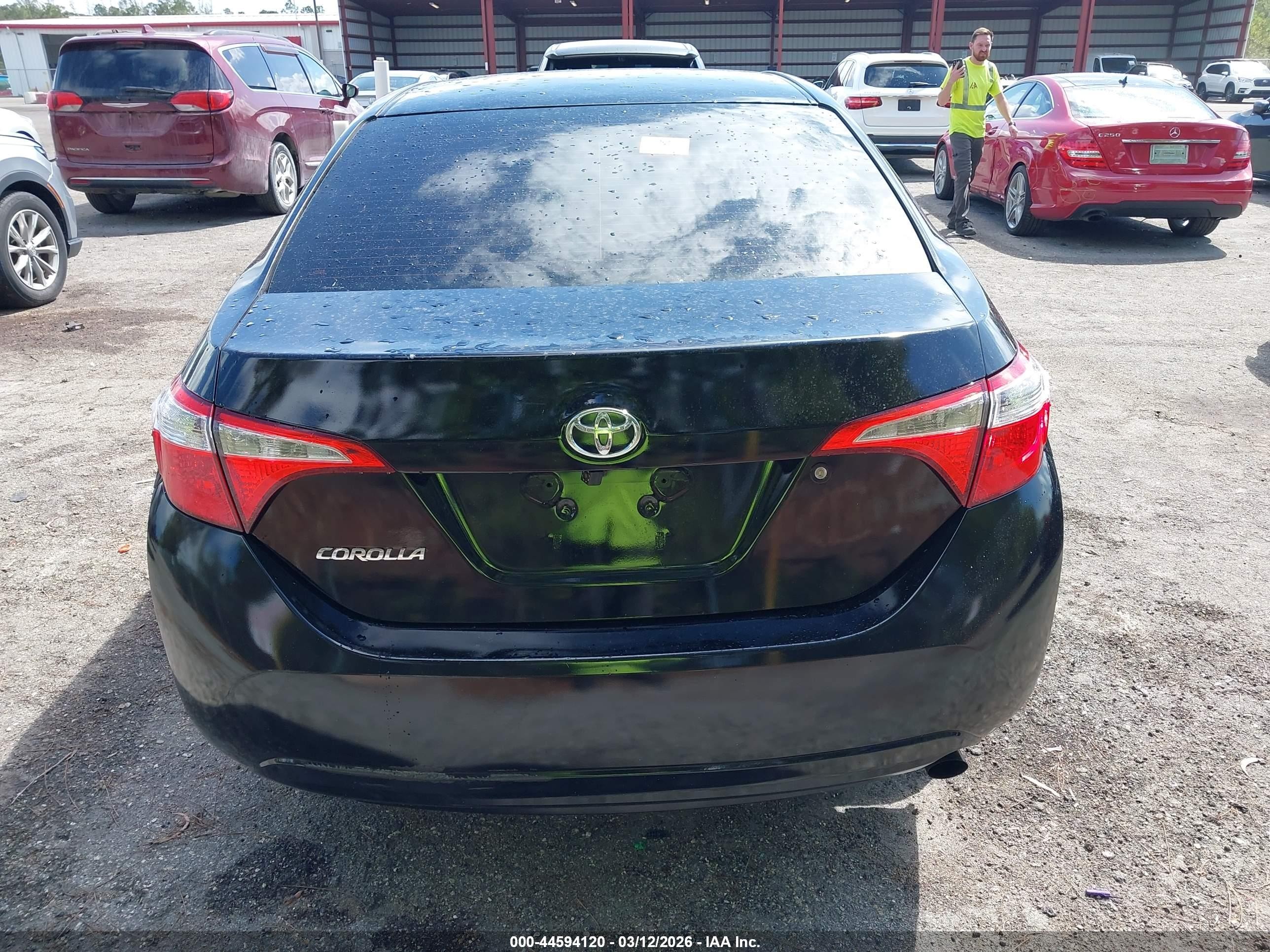 2015 Toyota Corolla L/le/s/s Plus/le Plus/le Premium/s Premium Black vin: 2T1BURHE6FC433855