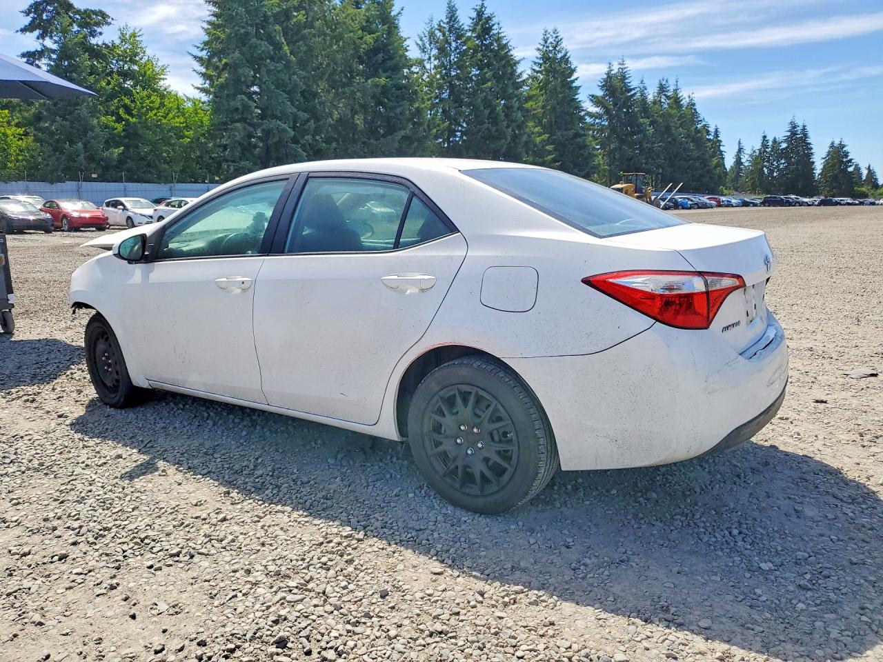 2015 Toyota Corolla Le White vin: 2T1BURHE6FC436769