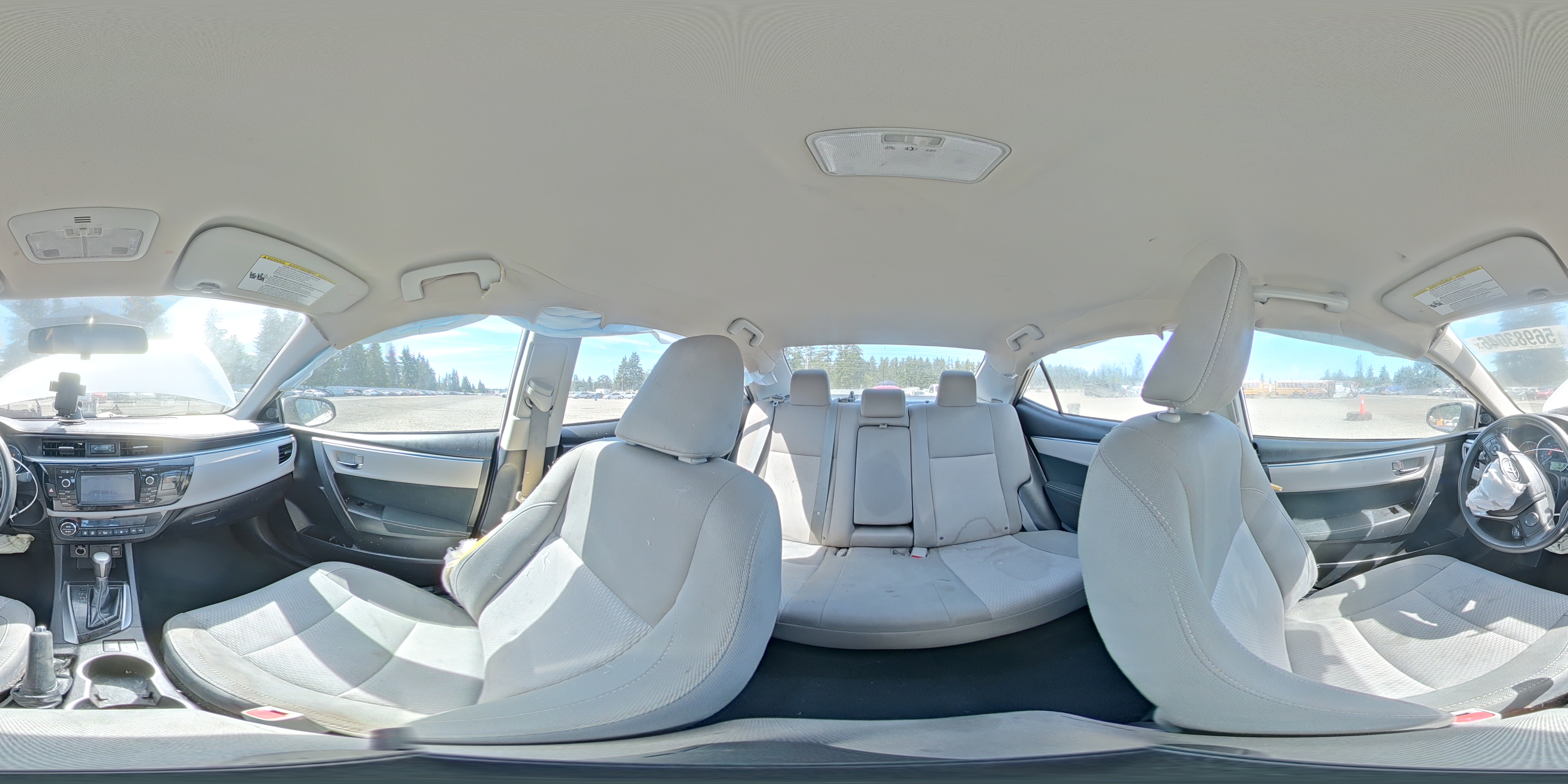 2015 Toyota Corolla Le White vin: 2T1BURHE6FC436769