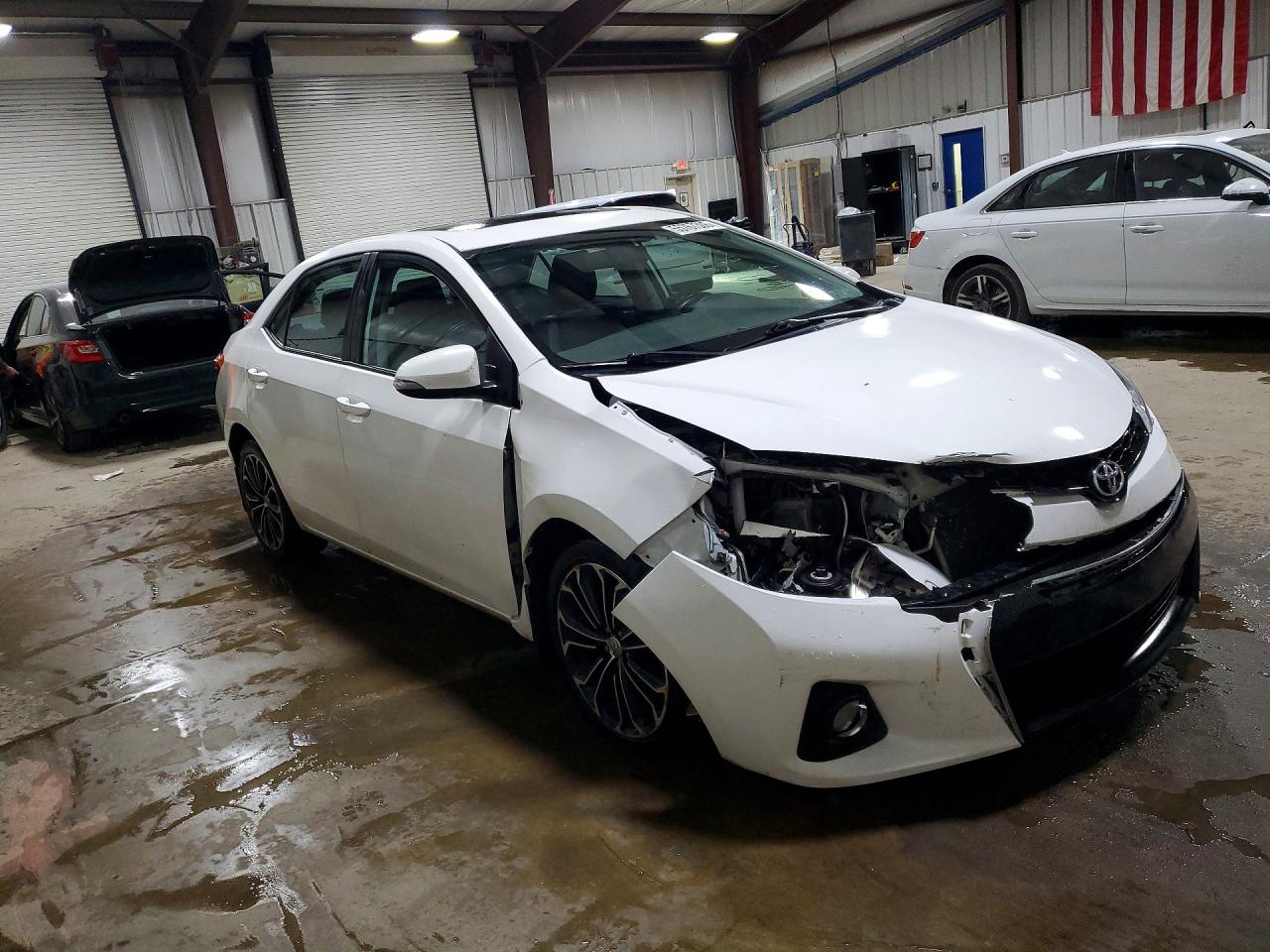 2015 Toyota Corolla S Plus White vin: 2T1BURHE6FC437775