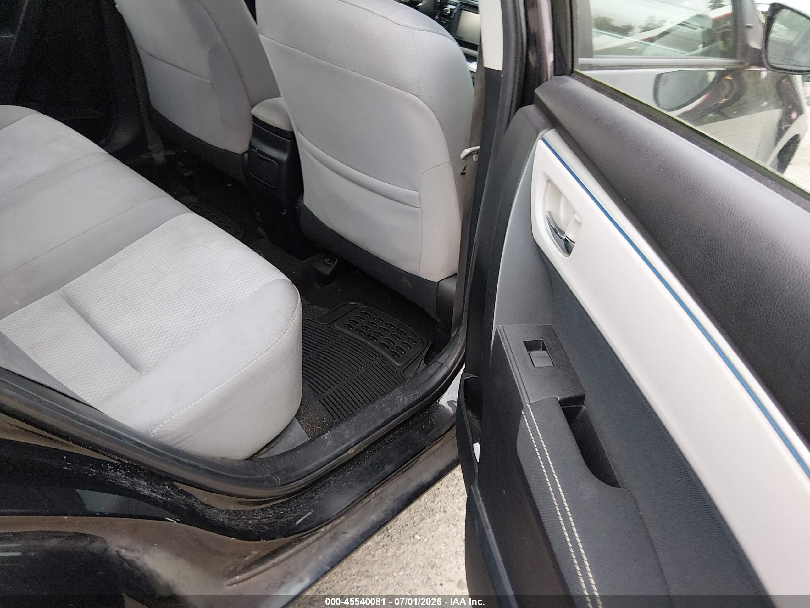 2015 Toyota Corolla Le Black vin: 2T1BURHE6FC438733