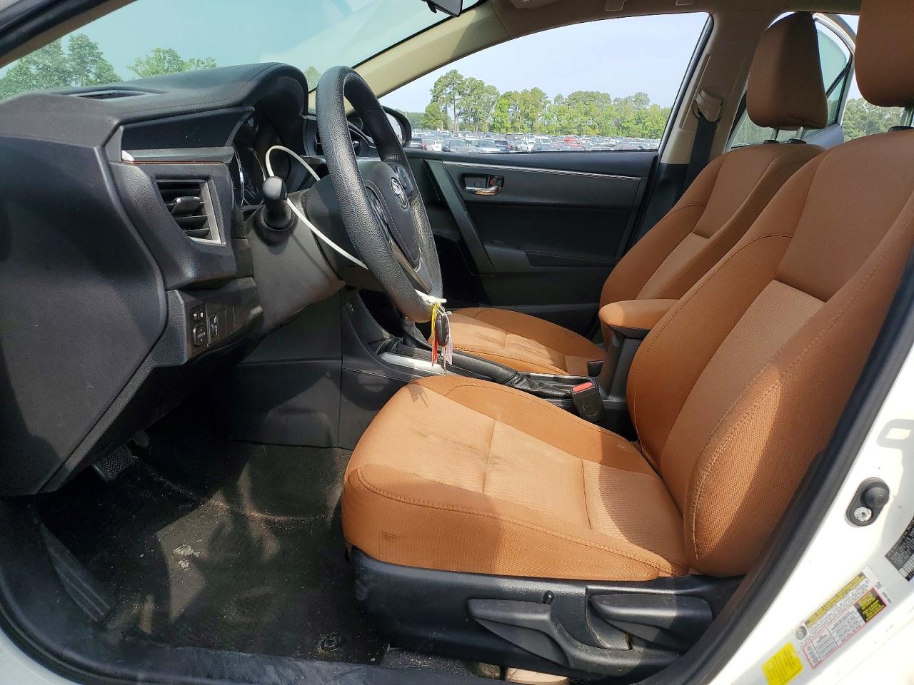 2015 Toyota Corolla Le White vin: 2T1BURHE6FC448372