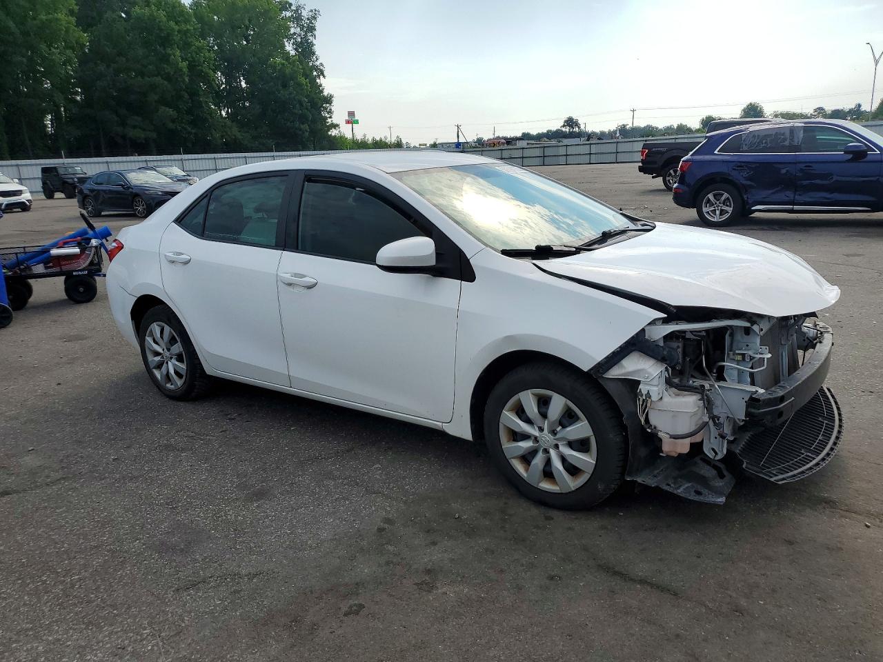 2015 Toyota Corolla Le White vin: 2T1BURHE6FC448372