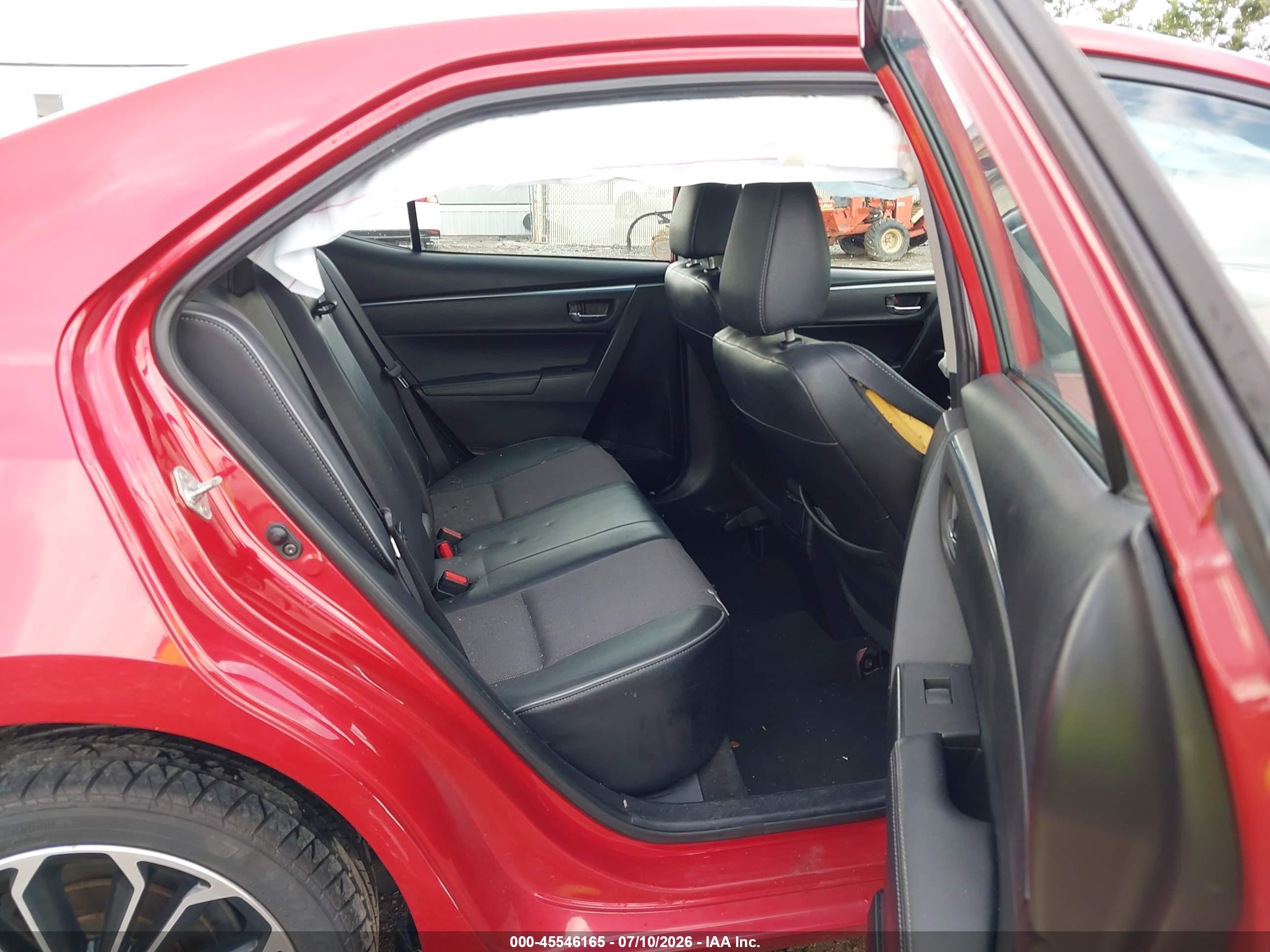 2015 Toyota Corolla S Plus Red vin: 2T1BURHE6FC465947
