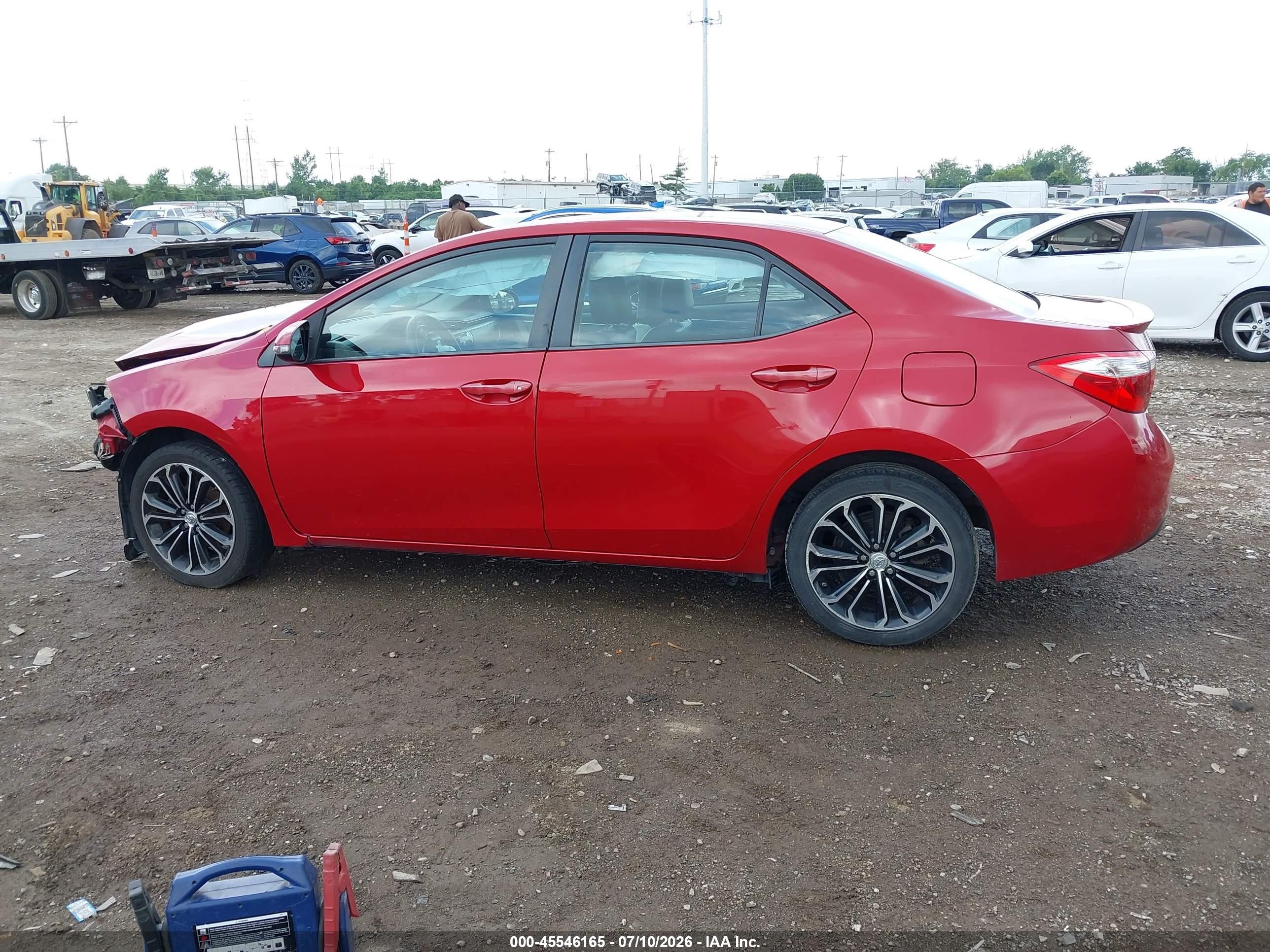 2015 Toyota Corolla S Plus Red vin: 2T1BURHE6FC465947
