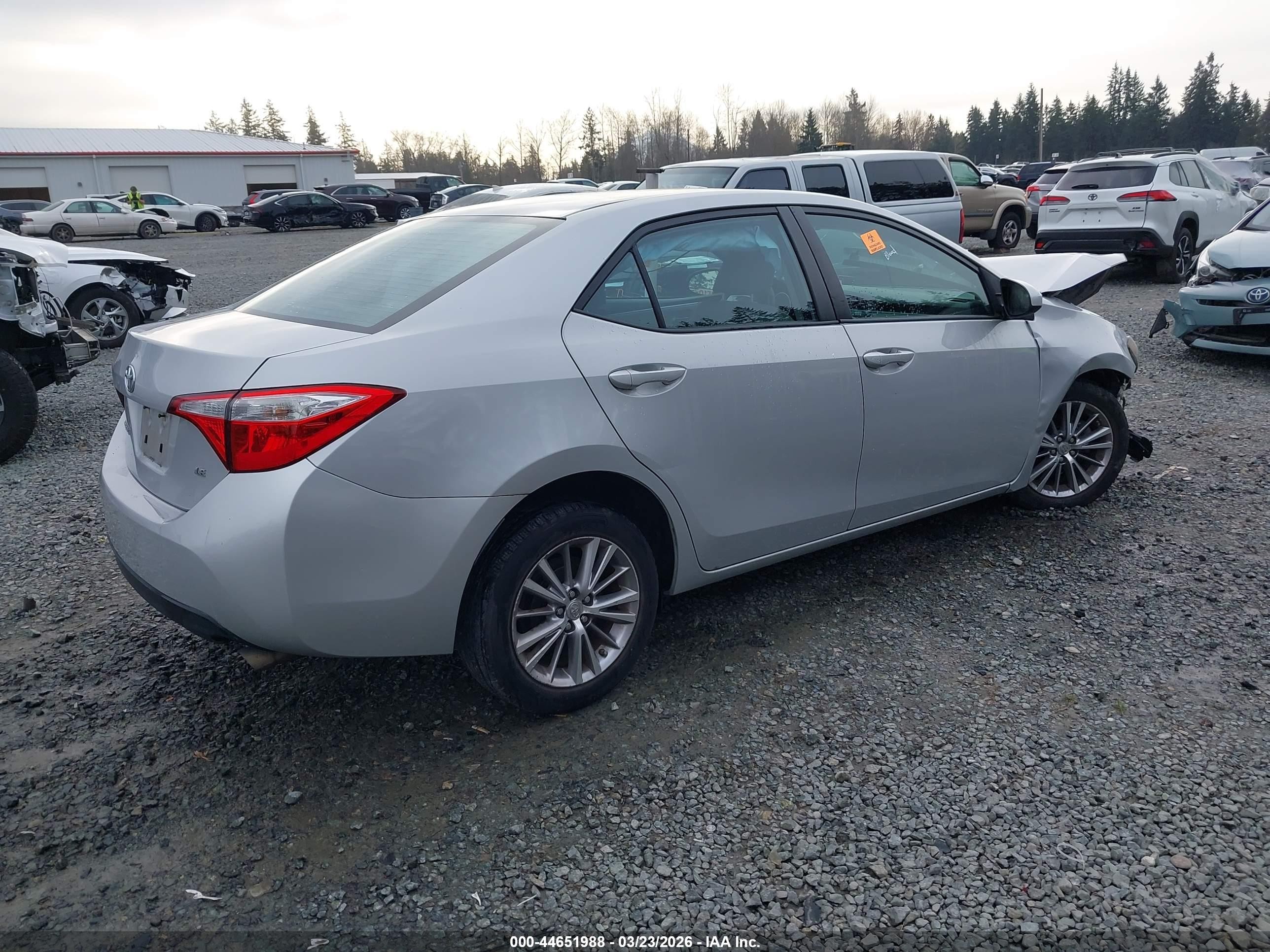2015 Toyota Corolla Le Plus Silver vin: 2T1BURHE6FC466757