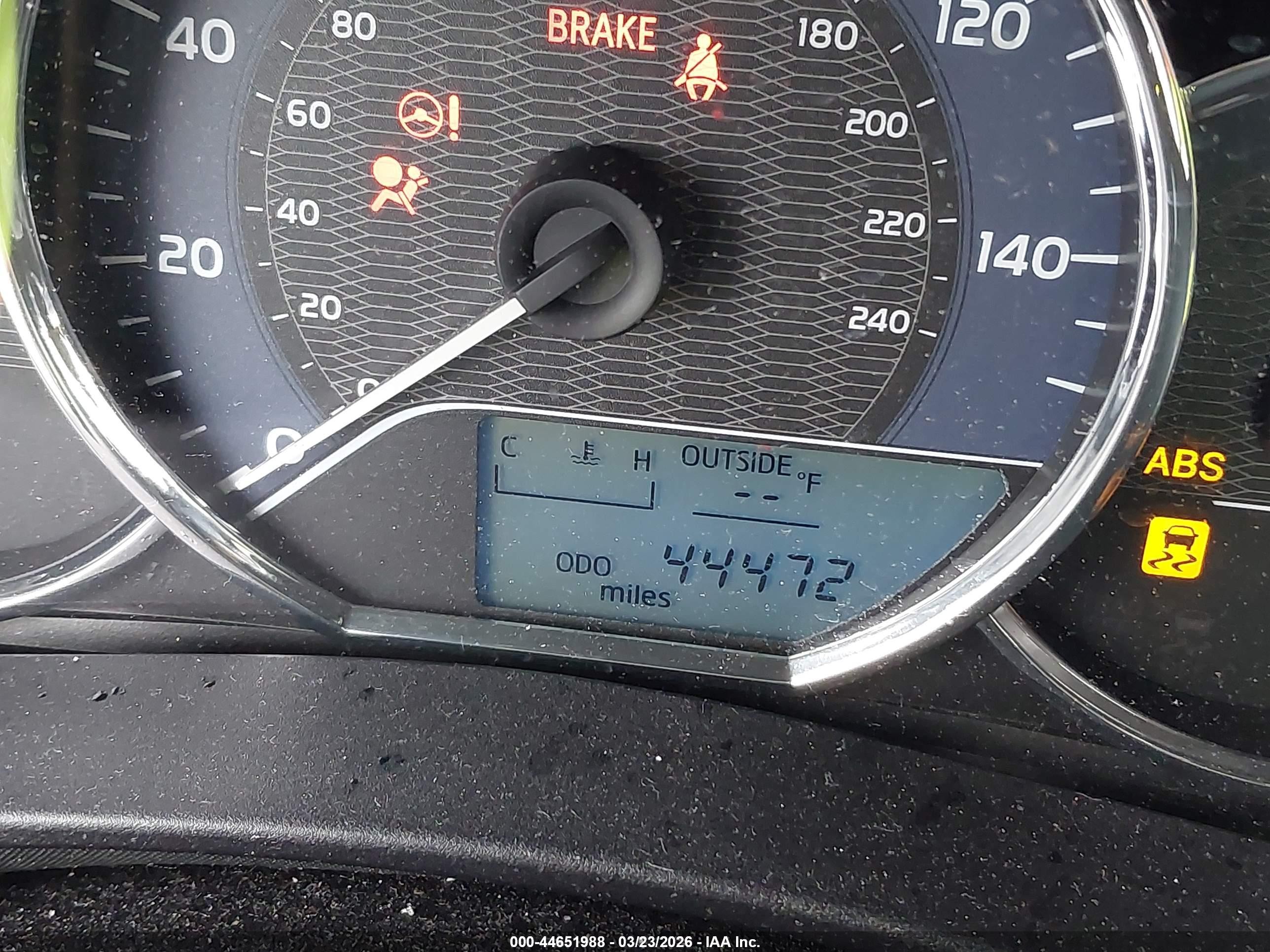 2015 Toyota Corolla Le Plus Silver vin: 2T1BURHE6FC466757