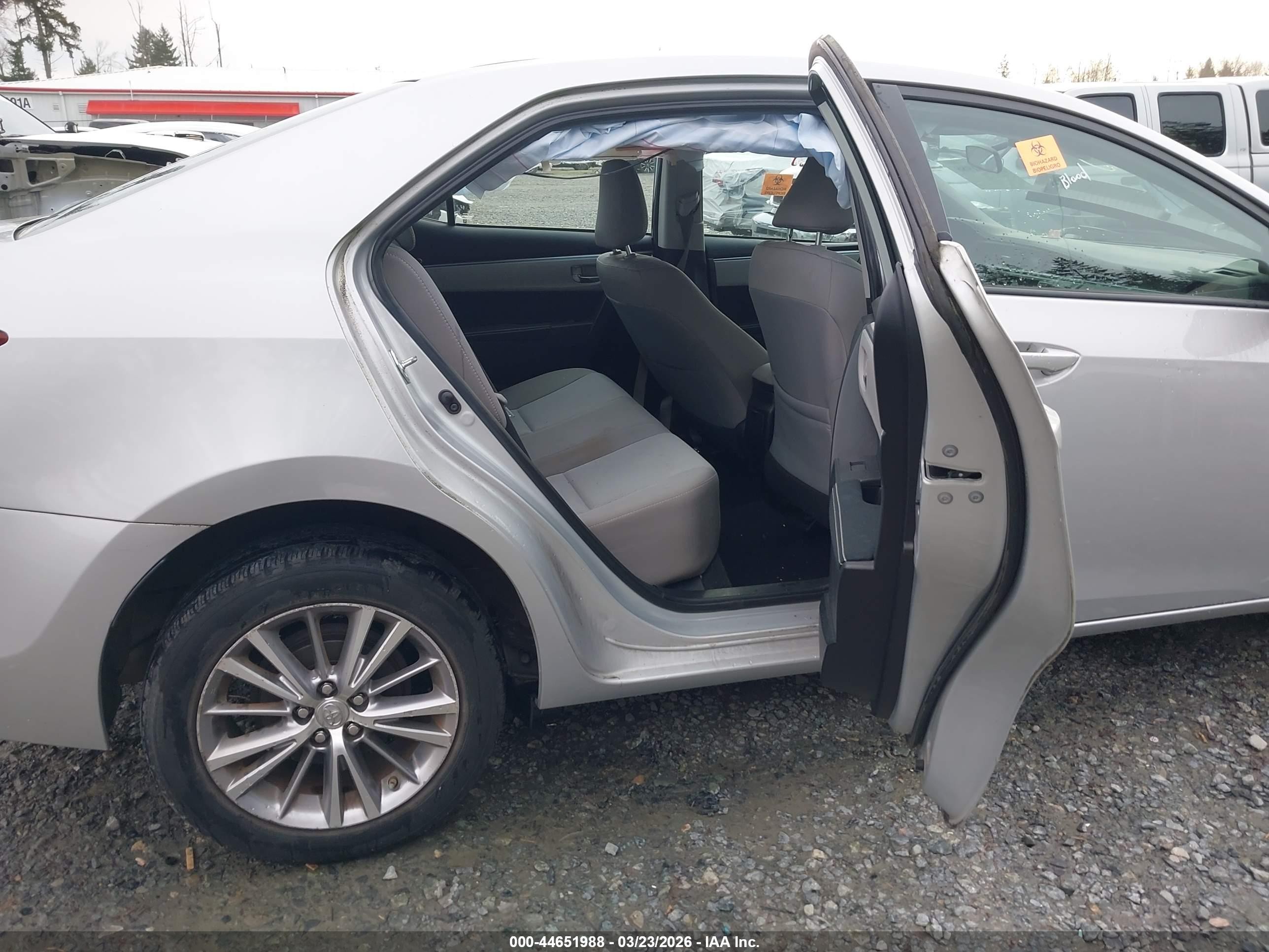 2015 Toyota Corolla Le Plus Silver vin: 2T1BURHE6FC466757