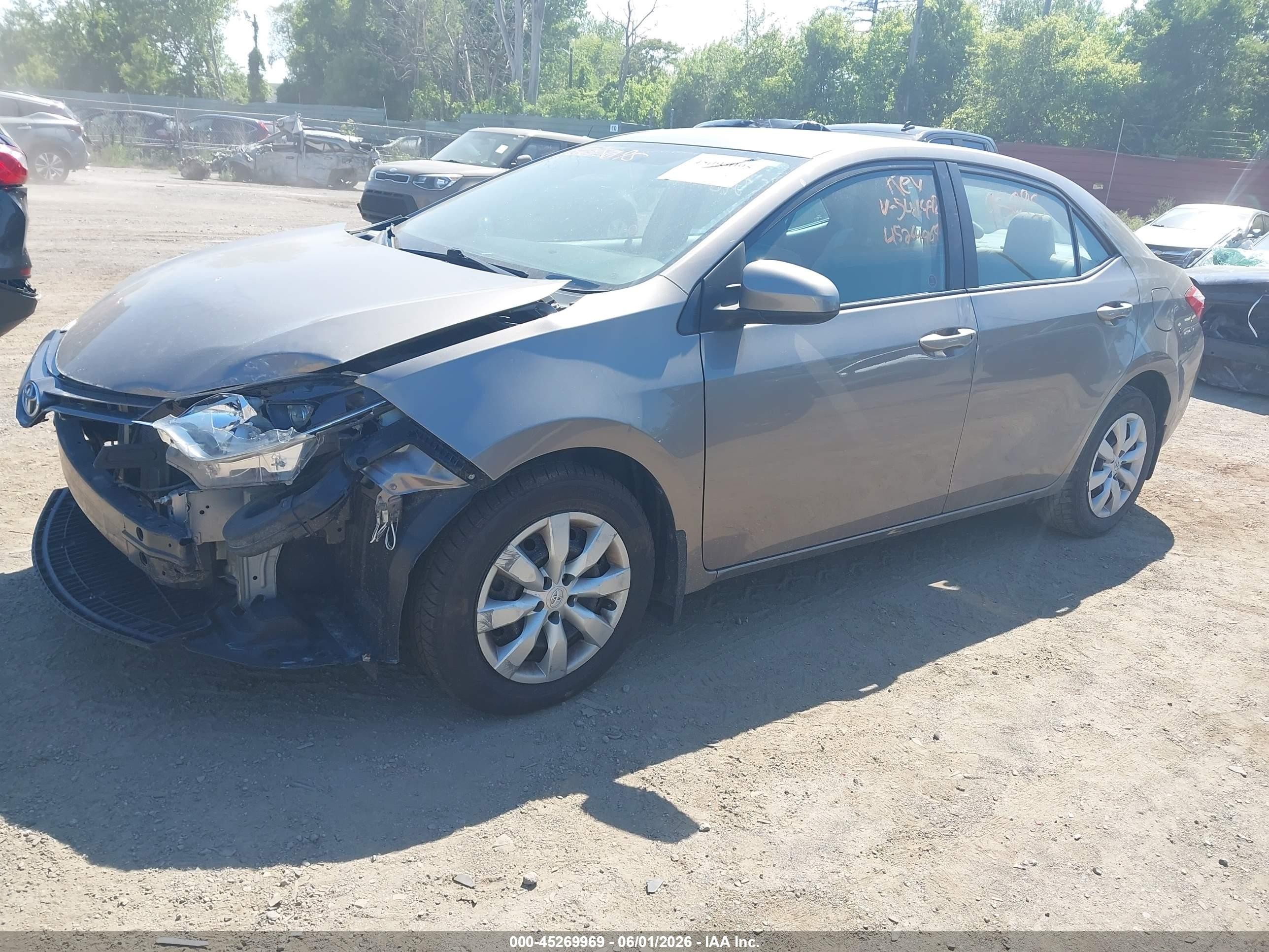 2016 Toyota Corolla Le Beige vin: 2T1BURHE6GC541992