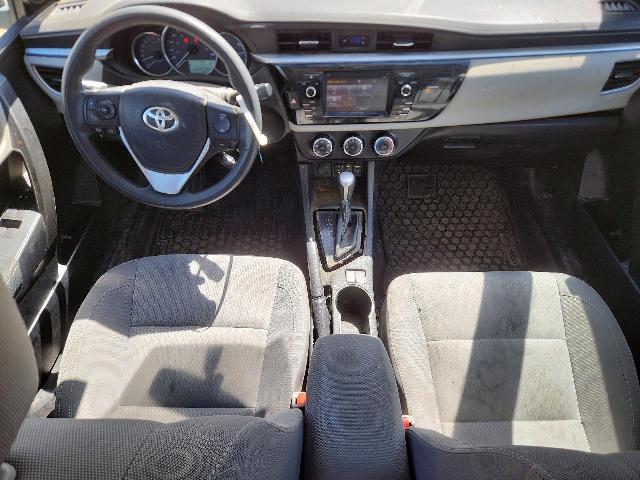 2016 Toyota Corolla L White vin: 2T1BURHE6GC612589