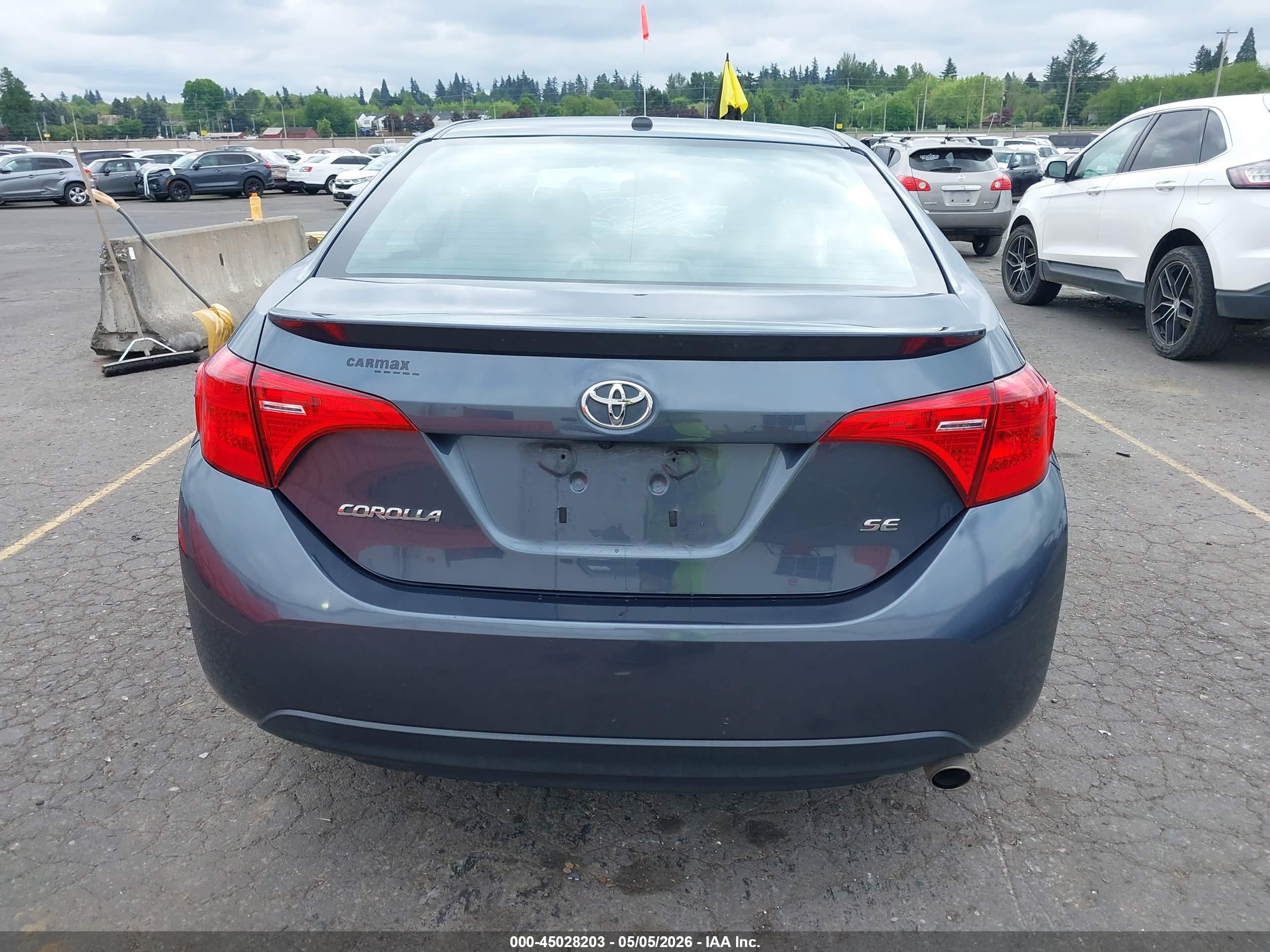 2017 Toyota Corolla Se Gray vin: 2T1BURHE6HC777155