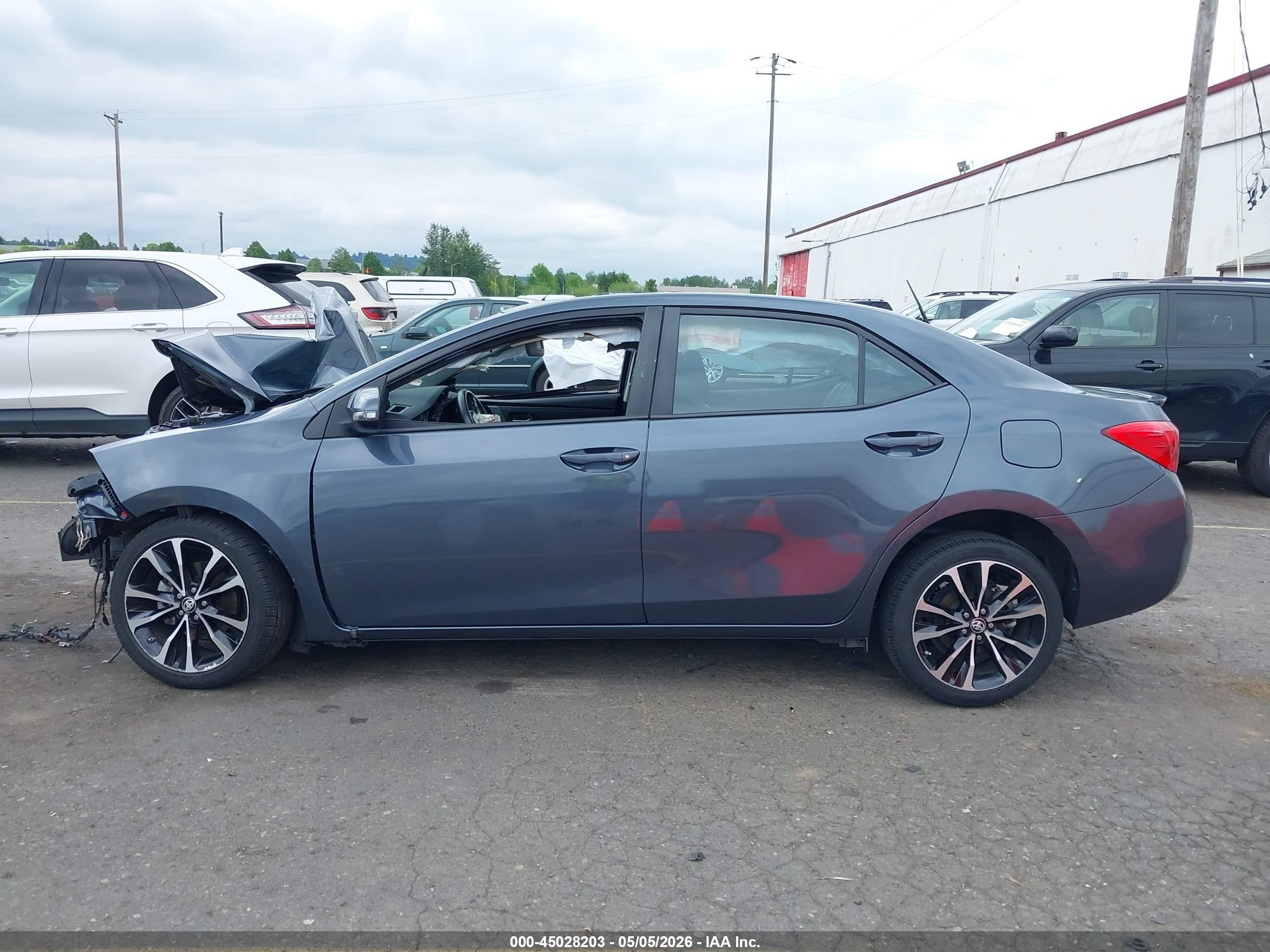 2017 Toyota Corolla Se Gray vin: 2T1BURHE6HC777155