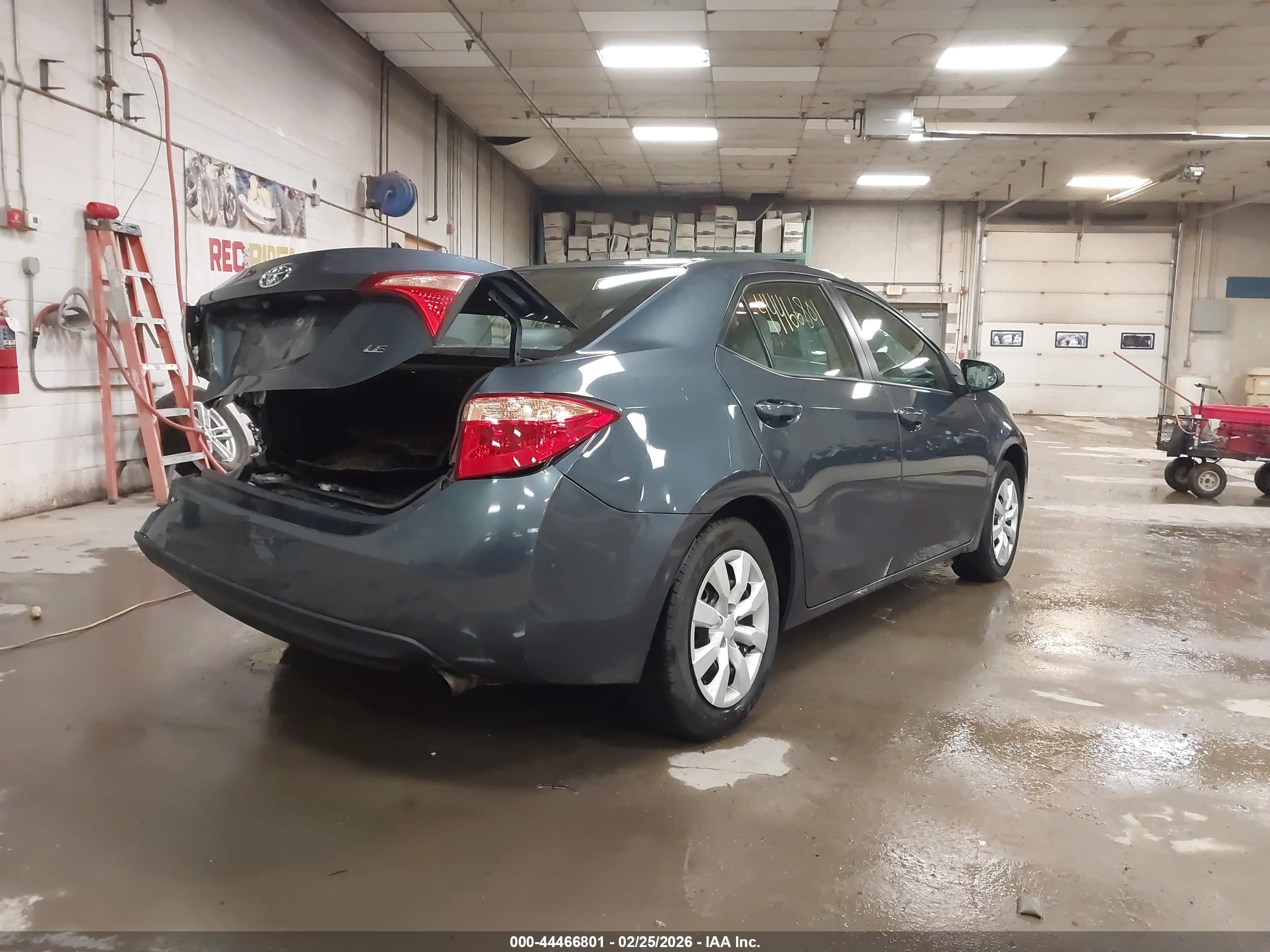 2017 Toyota Corolla Le Dark Blue vin: 2T1BURHE6HC882231