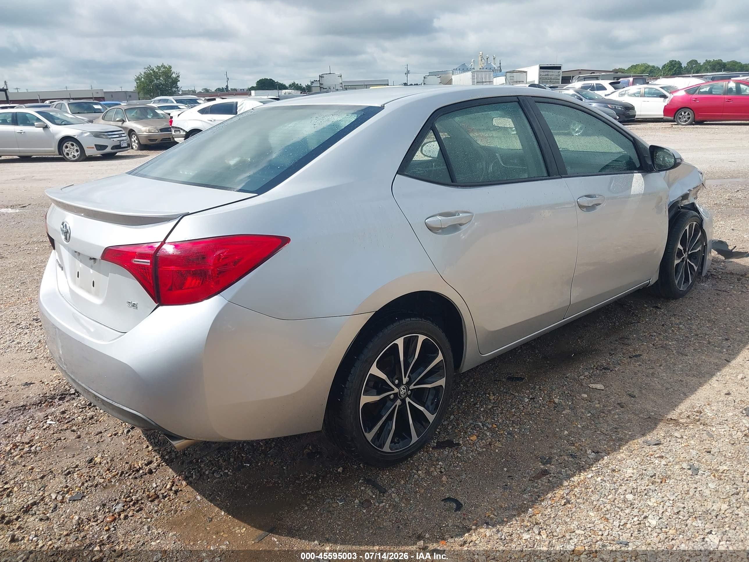 2017 Toyota Corolla Se Silver vin: 2T1BURHE6HC886599