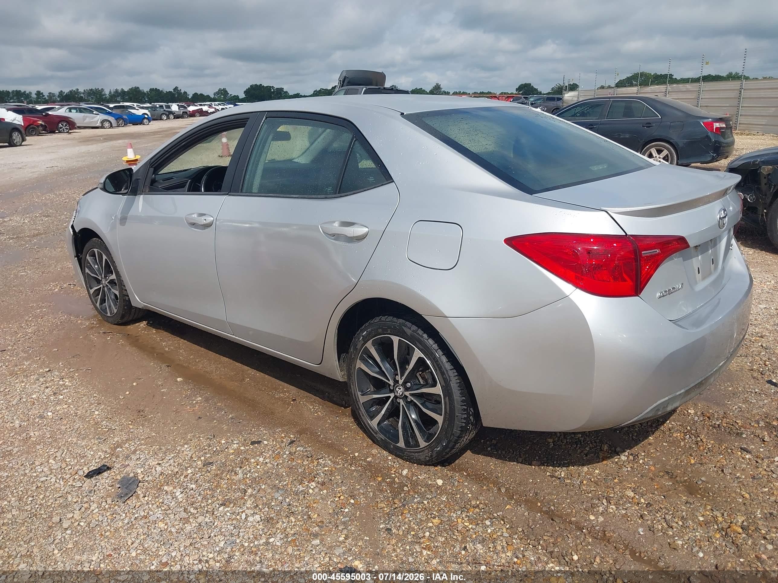 2017 Toyota Corolla Se Silver vin: 2T1BURHE6HC886599