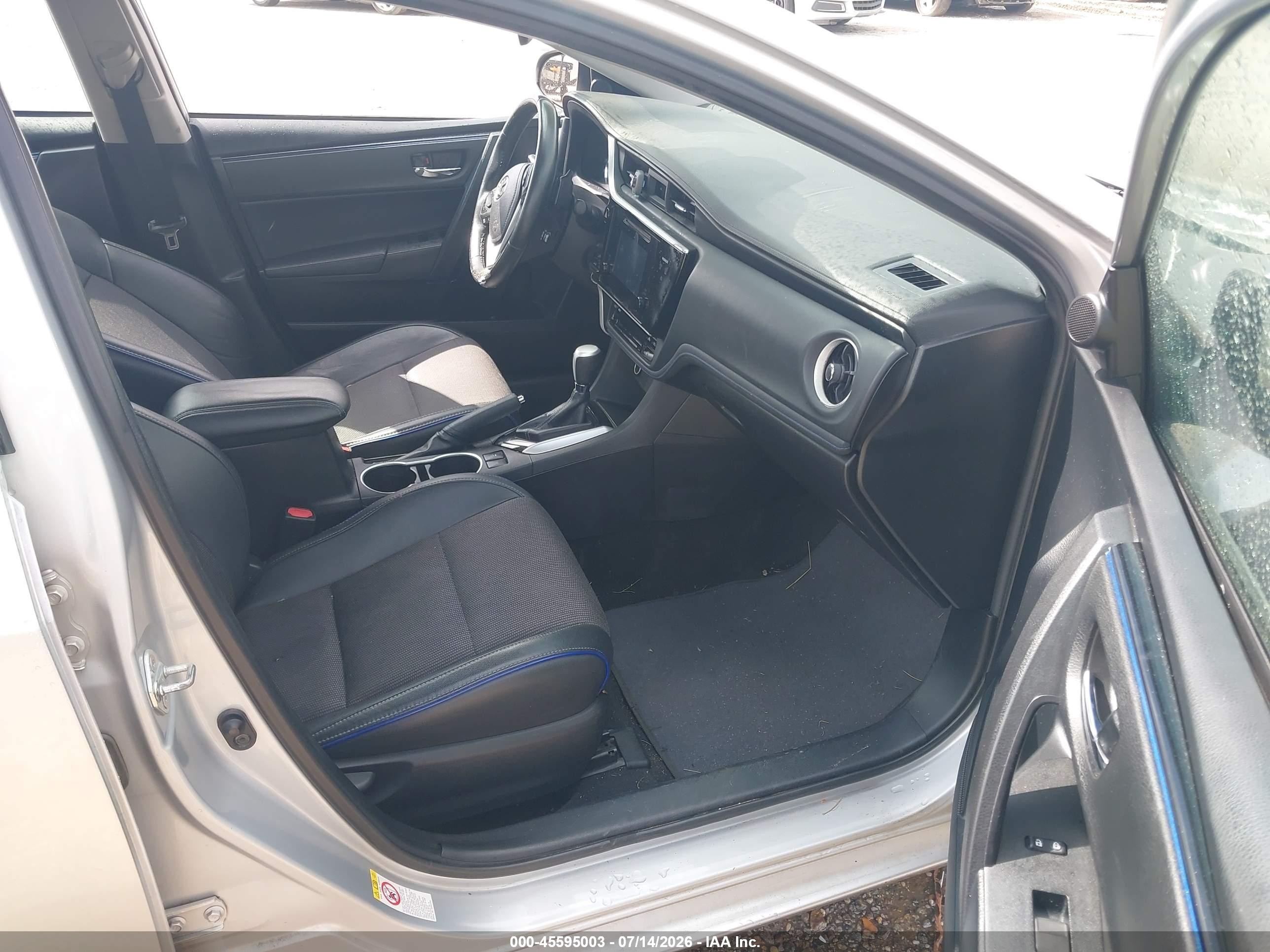 2017 Toyota Corolla Se Silver vin: 2T1BURHE6HC886599
