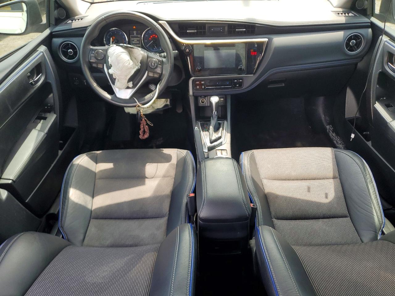 2018 Toyota Corolla Se White vin: 2T1BURHE6JC018754