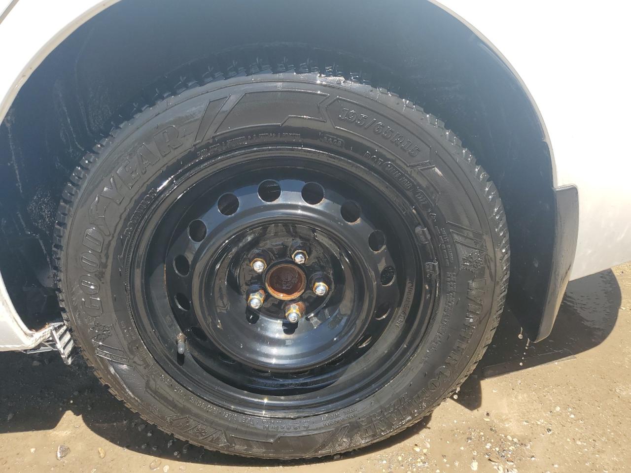 2018 Toyota Corolla L White vin: 2T1BURHE6JC031004 Damage: Left Rear Wheel Cover, Missing, Replacement Required