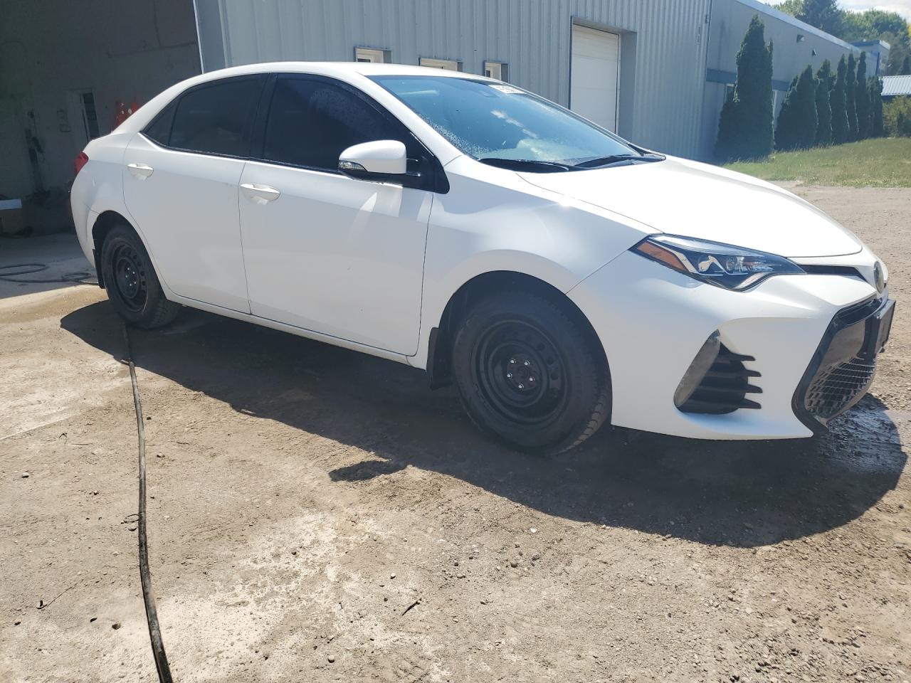 2018 Toyota Corolla L White vin: 2T1BURHE6JC031004 Damage: Right Front Door, Dent(S) W/ Paint Dmg, 1/8 To 1/2 Inch