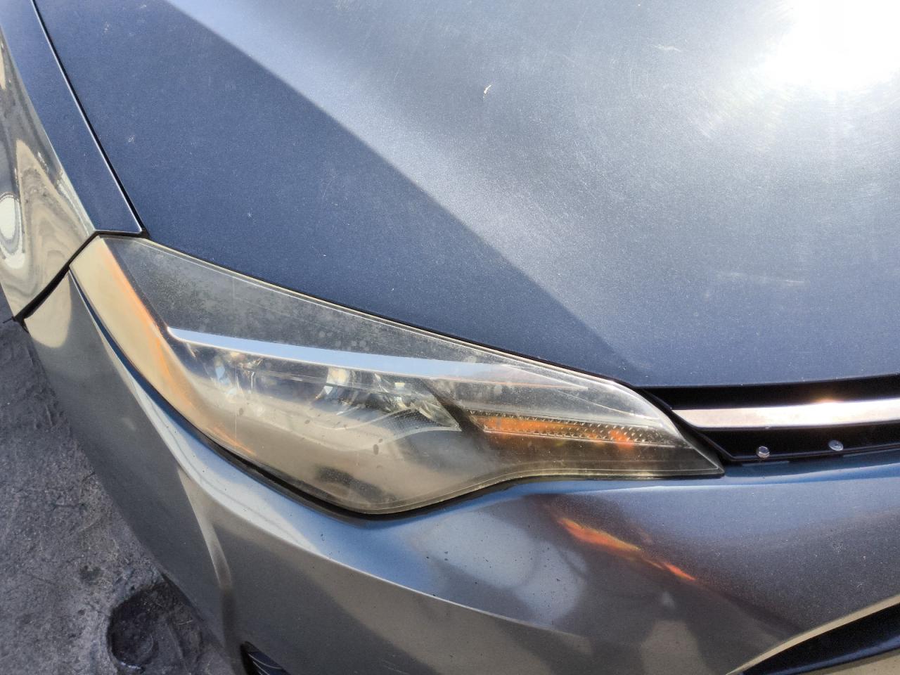 2018 Toyota Corolla Le Blue vin: 2T1BURHE6JC065721 Damage: Right Head Lamp, Faded, Repair Required