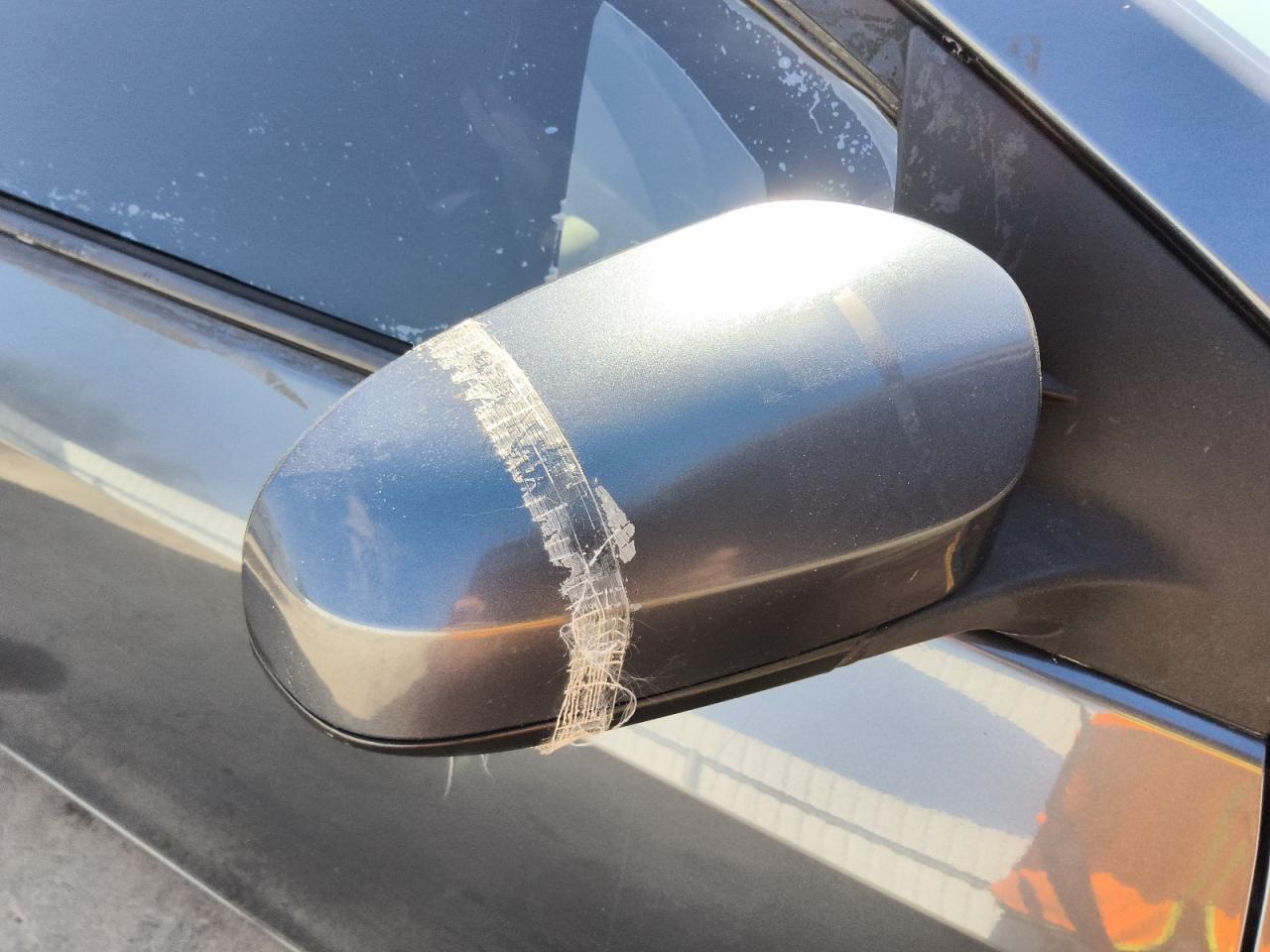 2018 Toyota Corolla Le Blue vin: 2T1BURHE6JC065721 Damage: Right Mirror, Broken, Replacement Required
