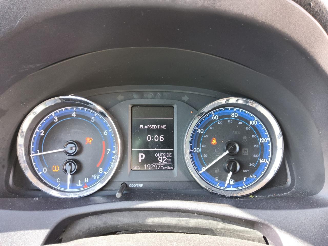 2018 Toyota Corolla Le Blue vin: 2T1BURHE6JC065721 Damage: Warning Light - Air Bag, On, Unacceptable