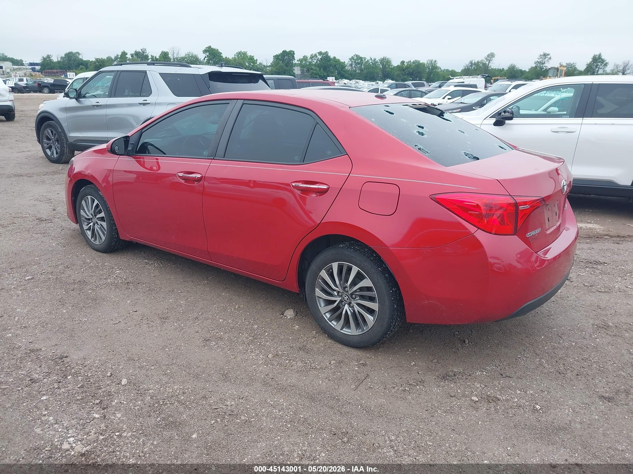 2019 Toyota Corolla Xle Red vin: 2T1BURHE6KC205476