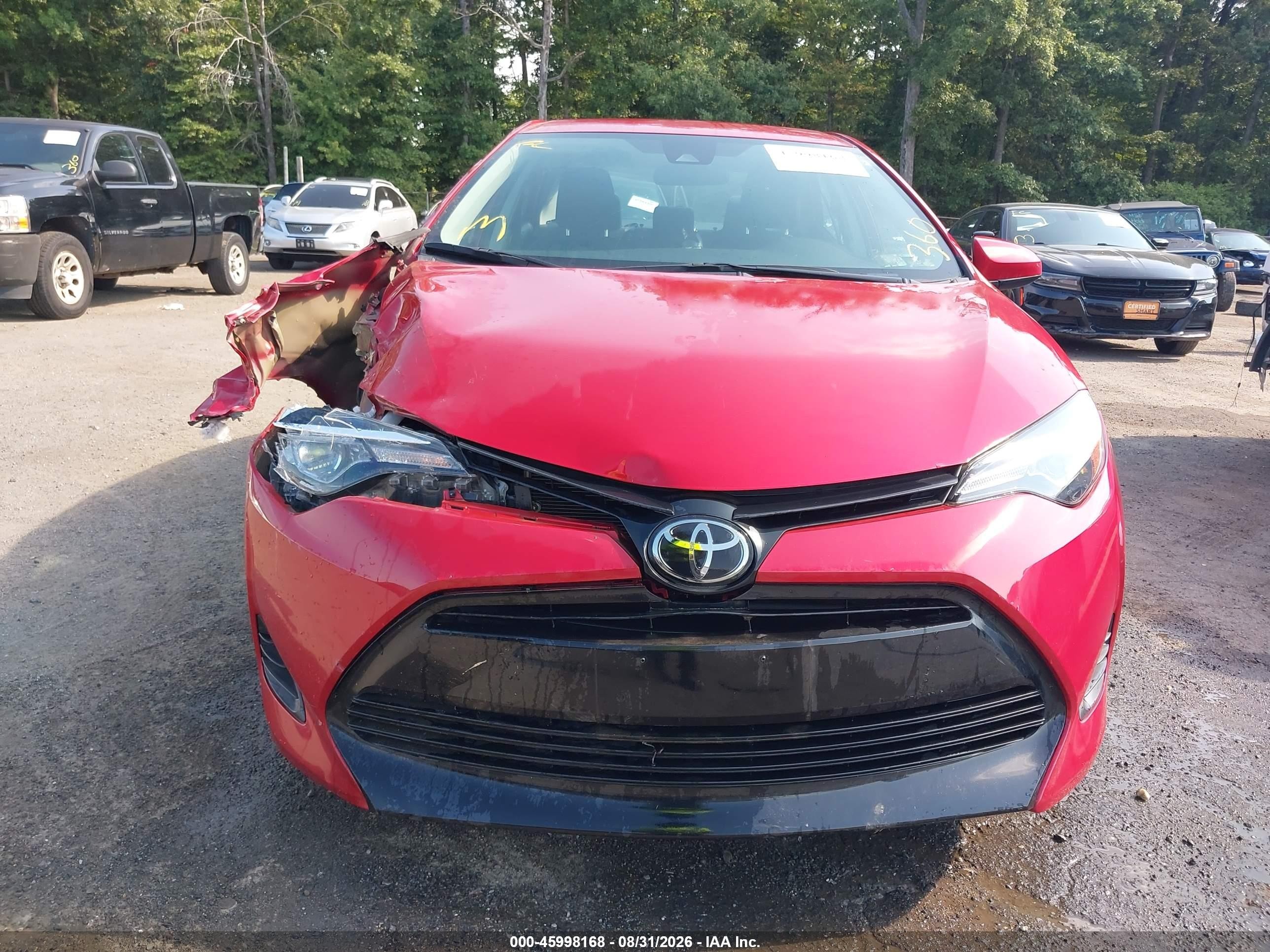 2019 Toyota Corolla Le Red vin: 2T1BURHE6KC210466