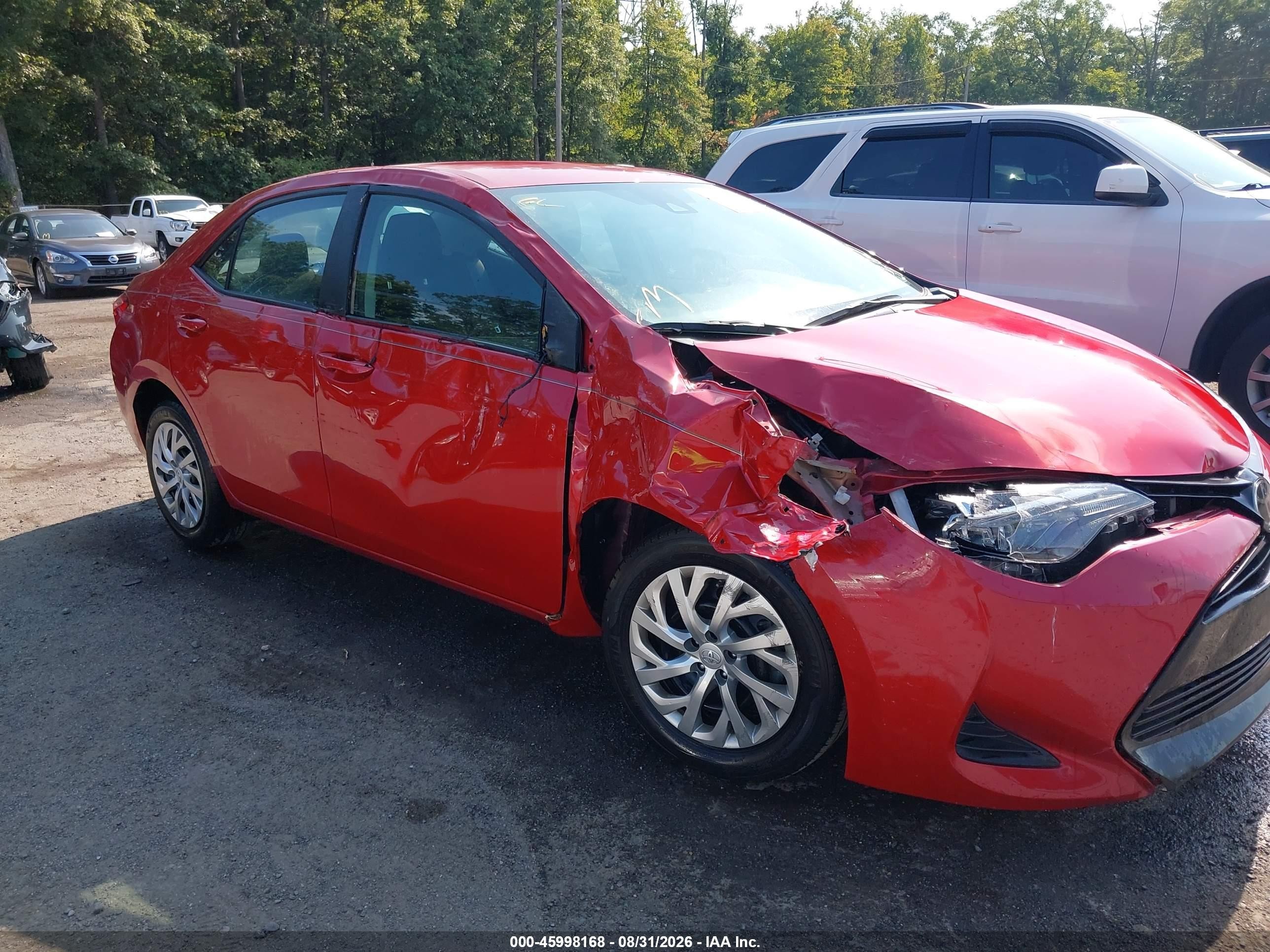 2019 Toyota Corolla Le Red vin: 2T1BURHE6KC210466