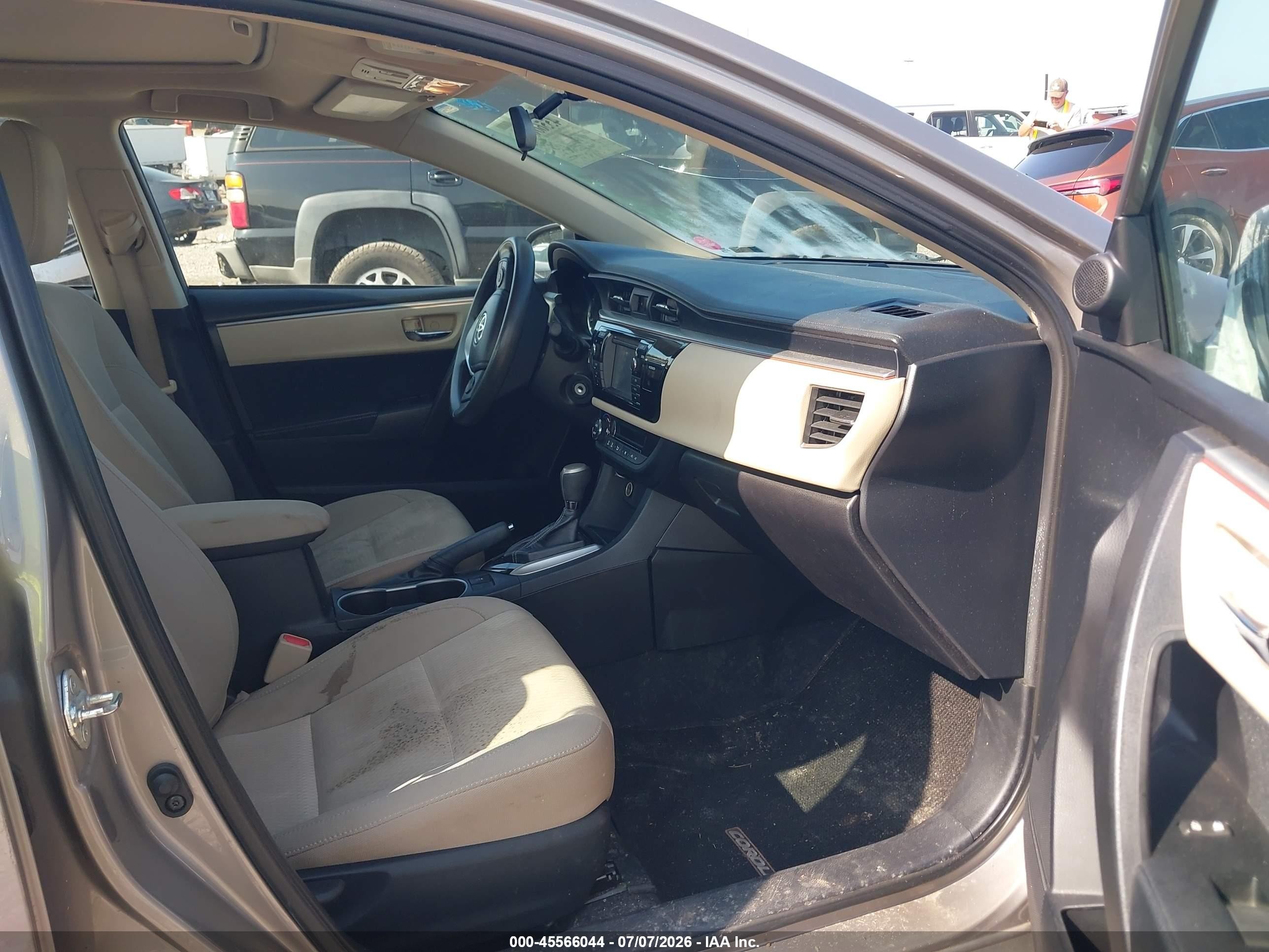 2014 Toyota Corolla Le Plus Tan vin: 2T1BURHE7EC002441
