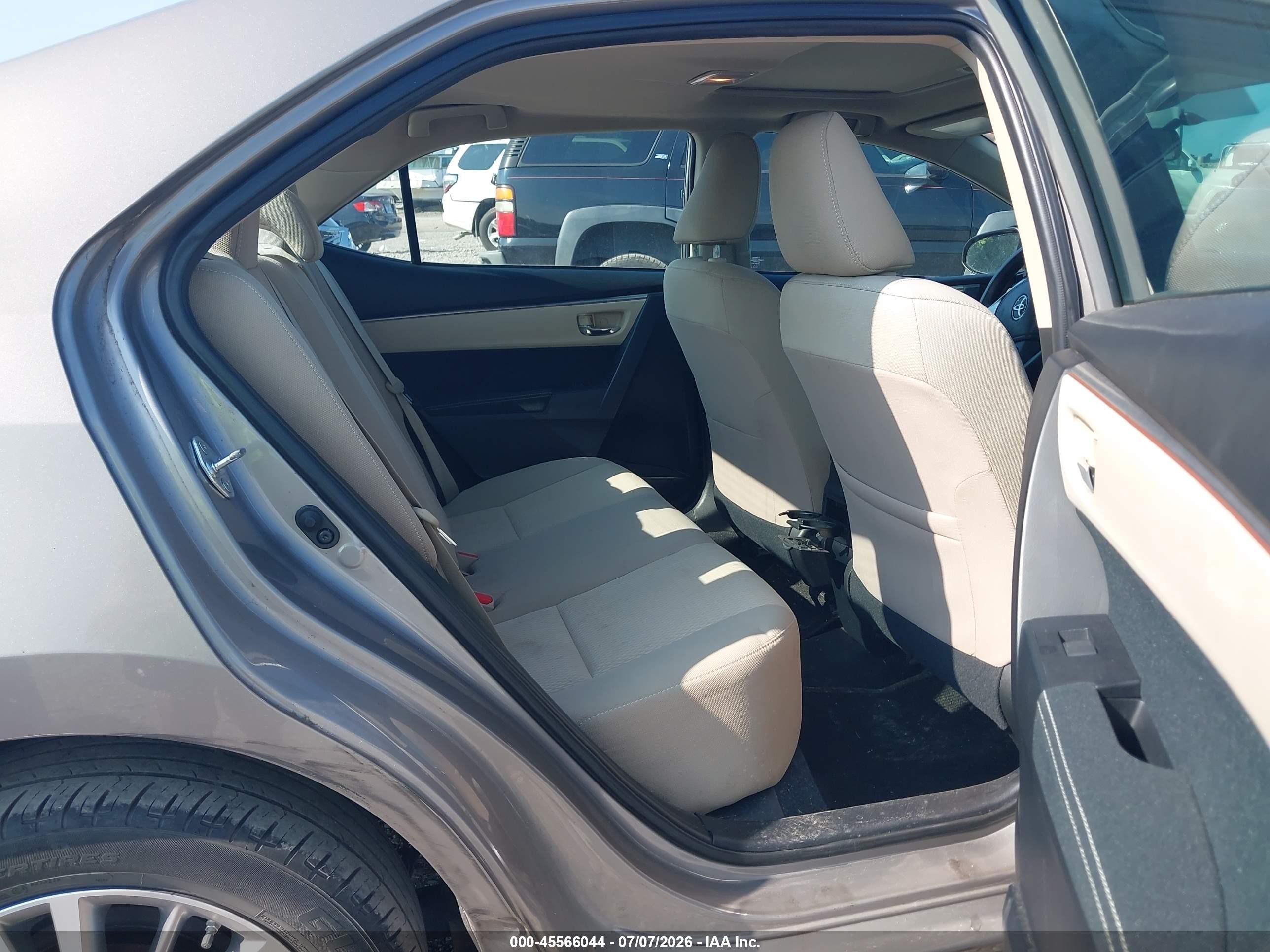 2014 Toyota Corolla Le Plus Tan vin: 2T1BURHE7EC002441