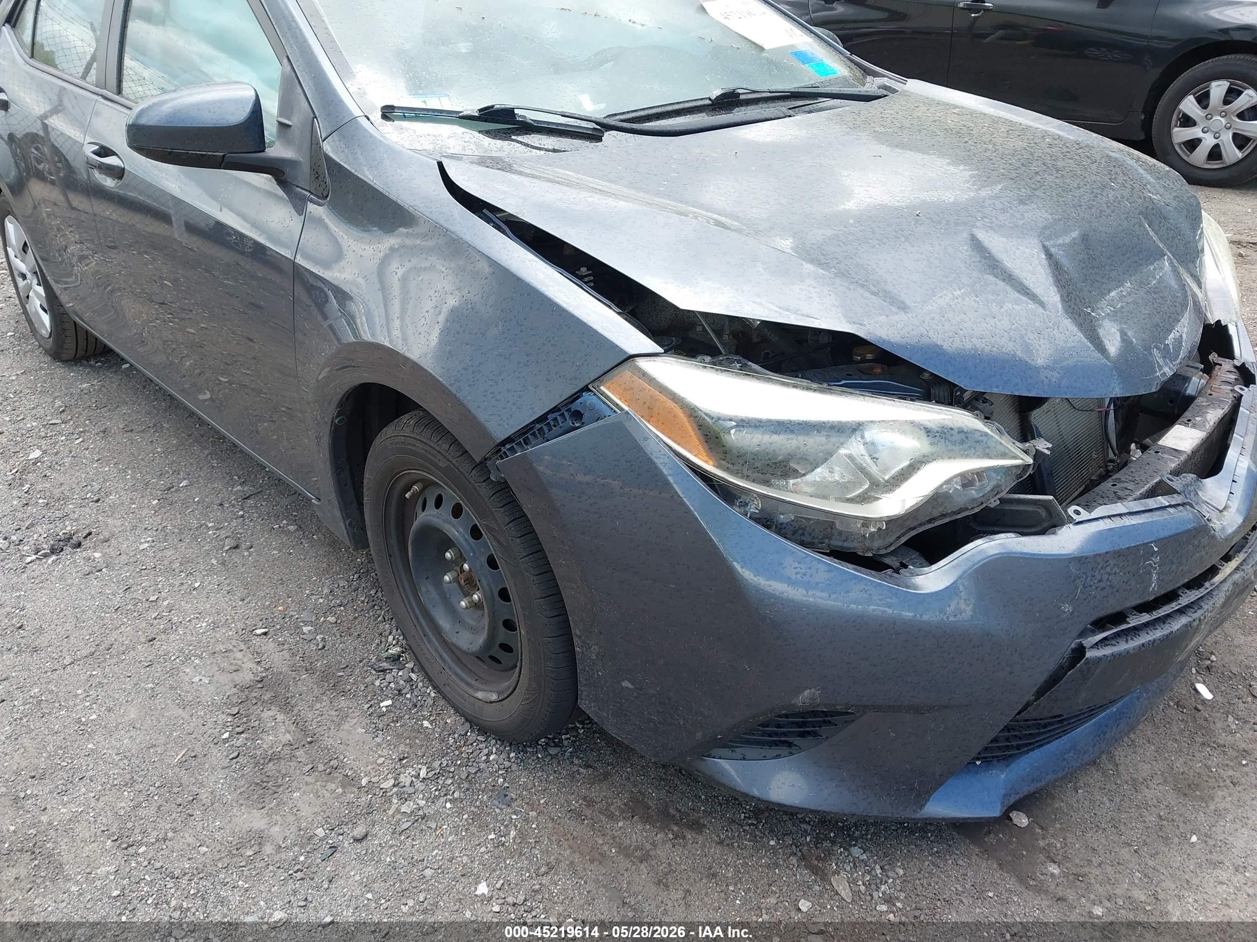 2014 Toyota Corolla Le Blue vin: 2T1BURHE7EC003119
