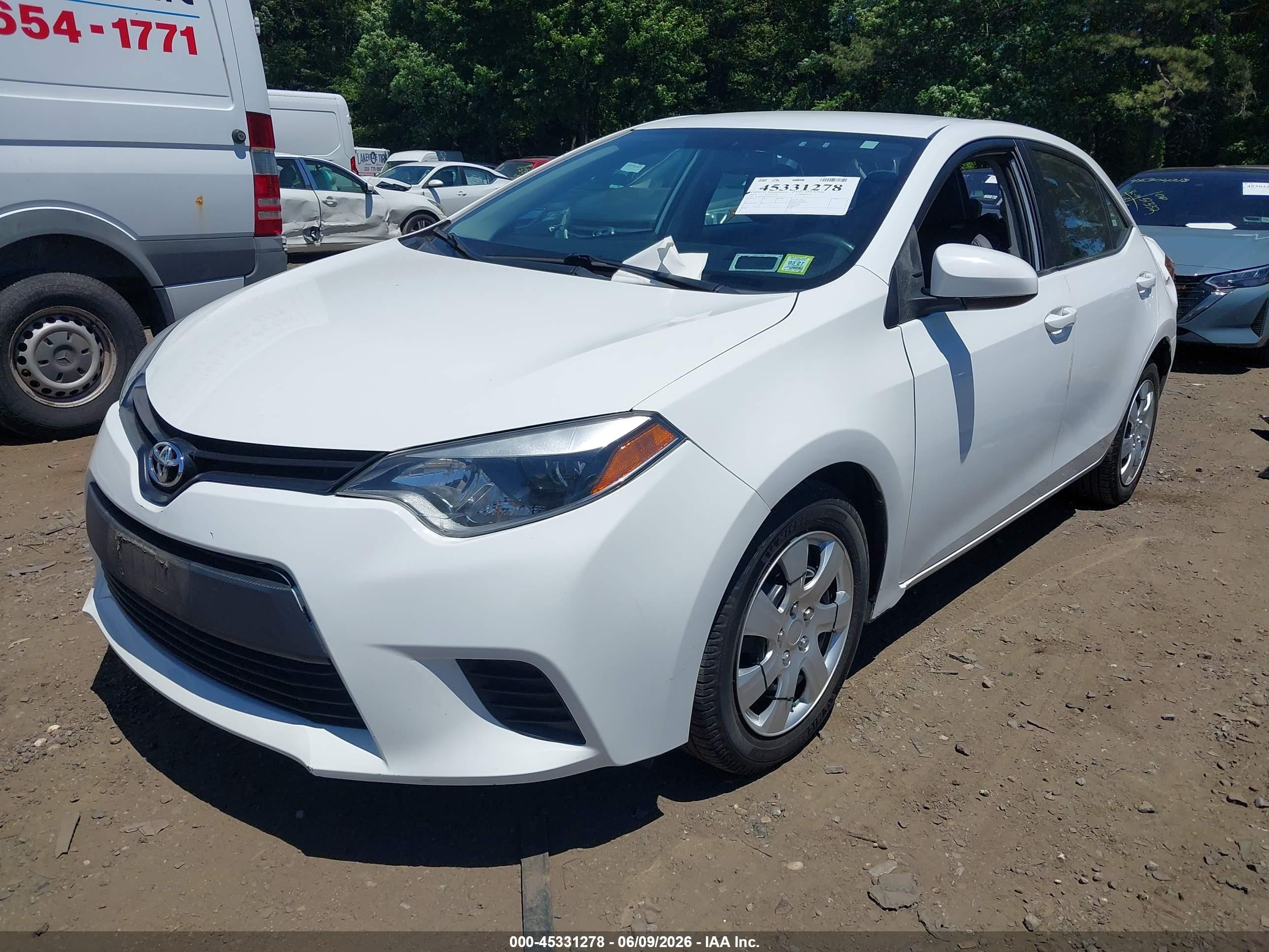 2014 Toyota Corolla Le White vin: 2T1BURHE7EC011284