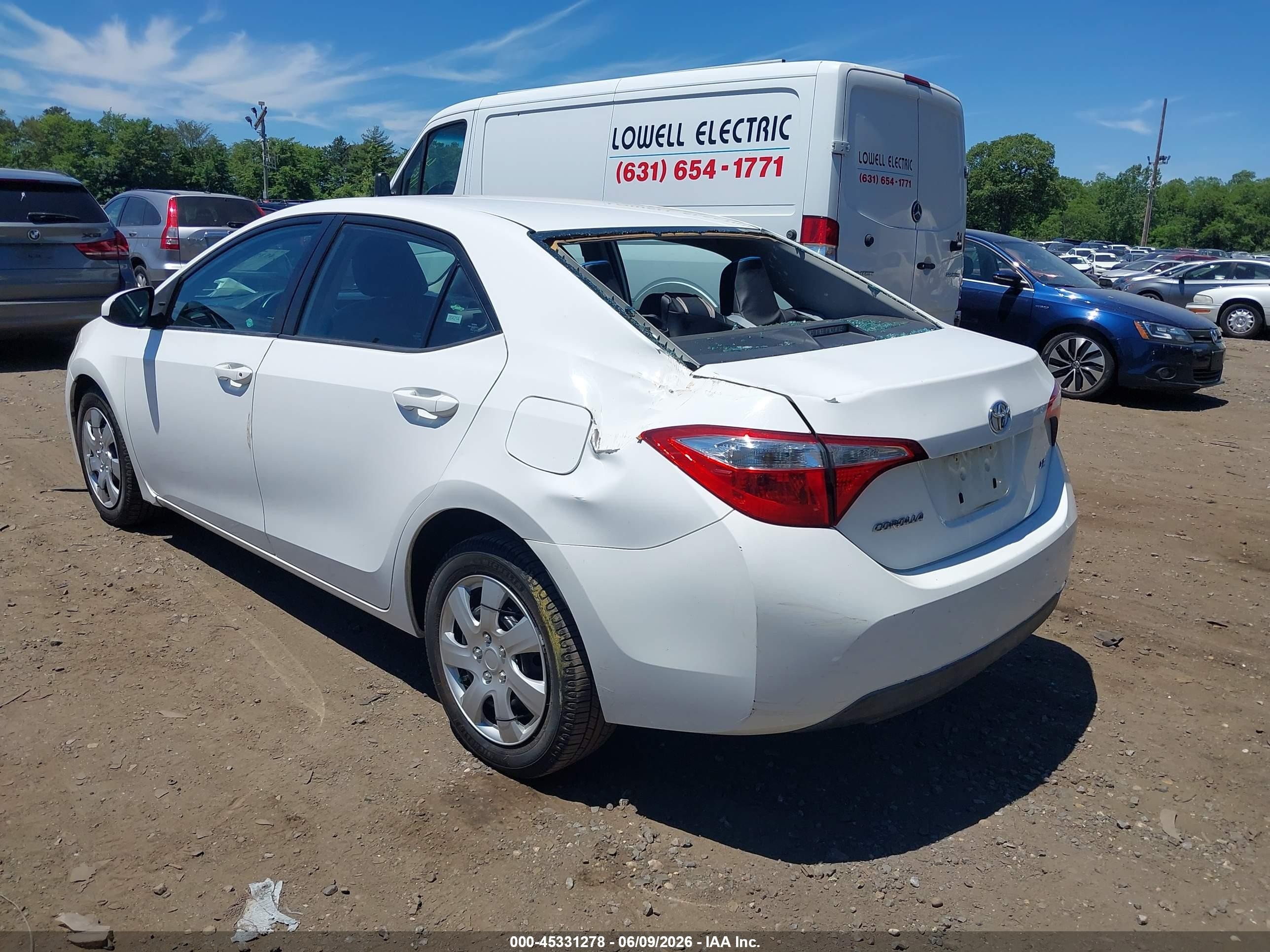 2014 Toyota Corolla Le White vin: 2T1BURHE7EC011284