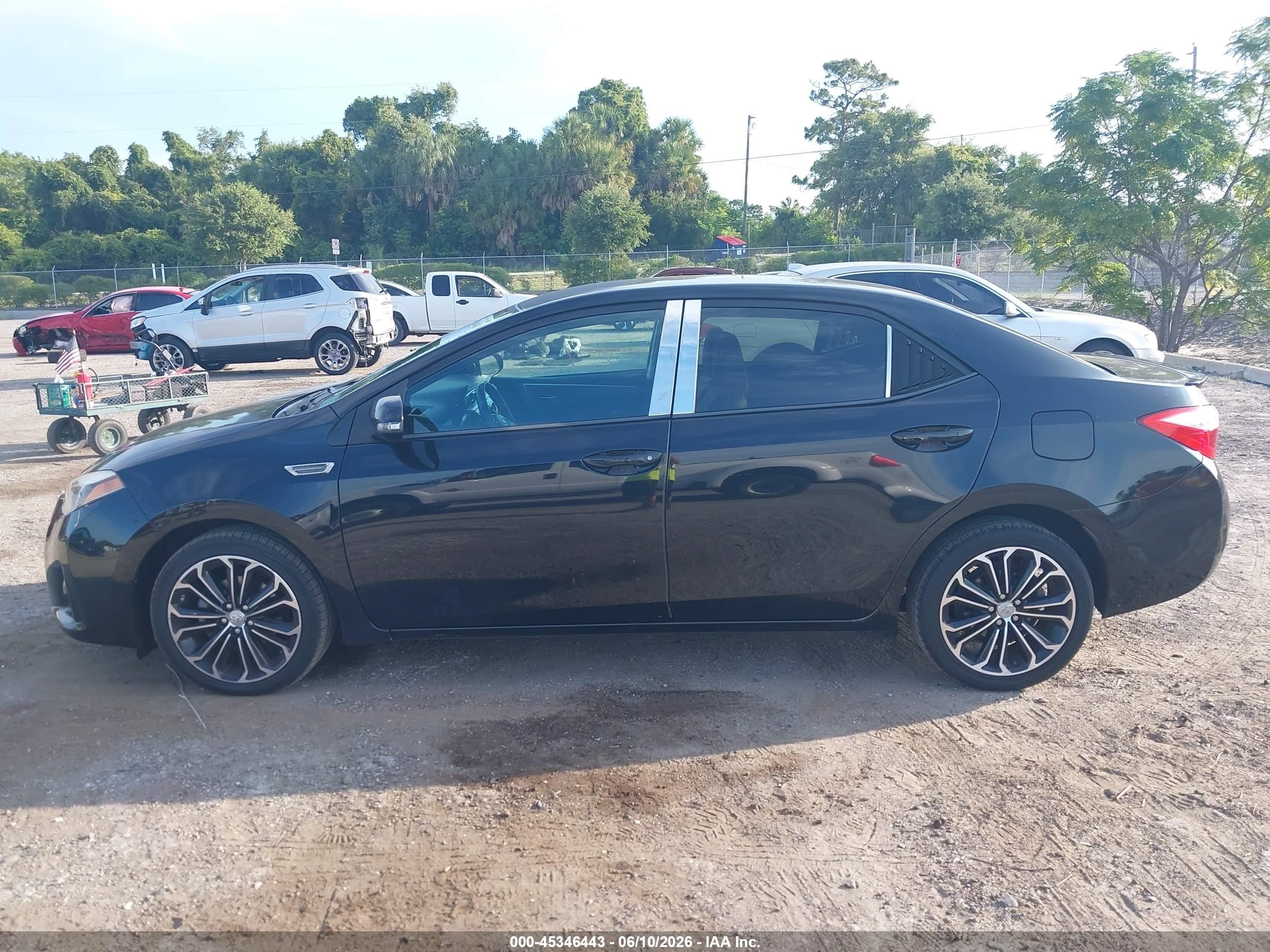 2014 Toyota Corolla S Plus Черный vin: 2T1BURHE7EC016484