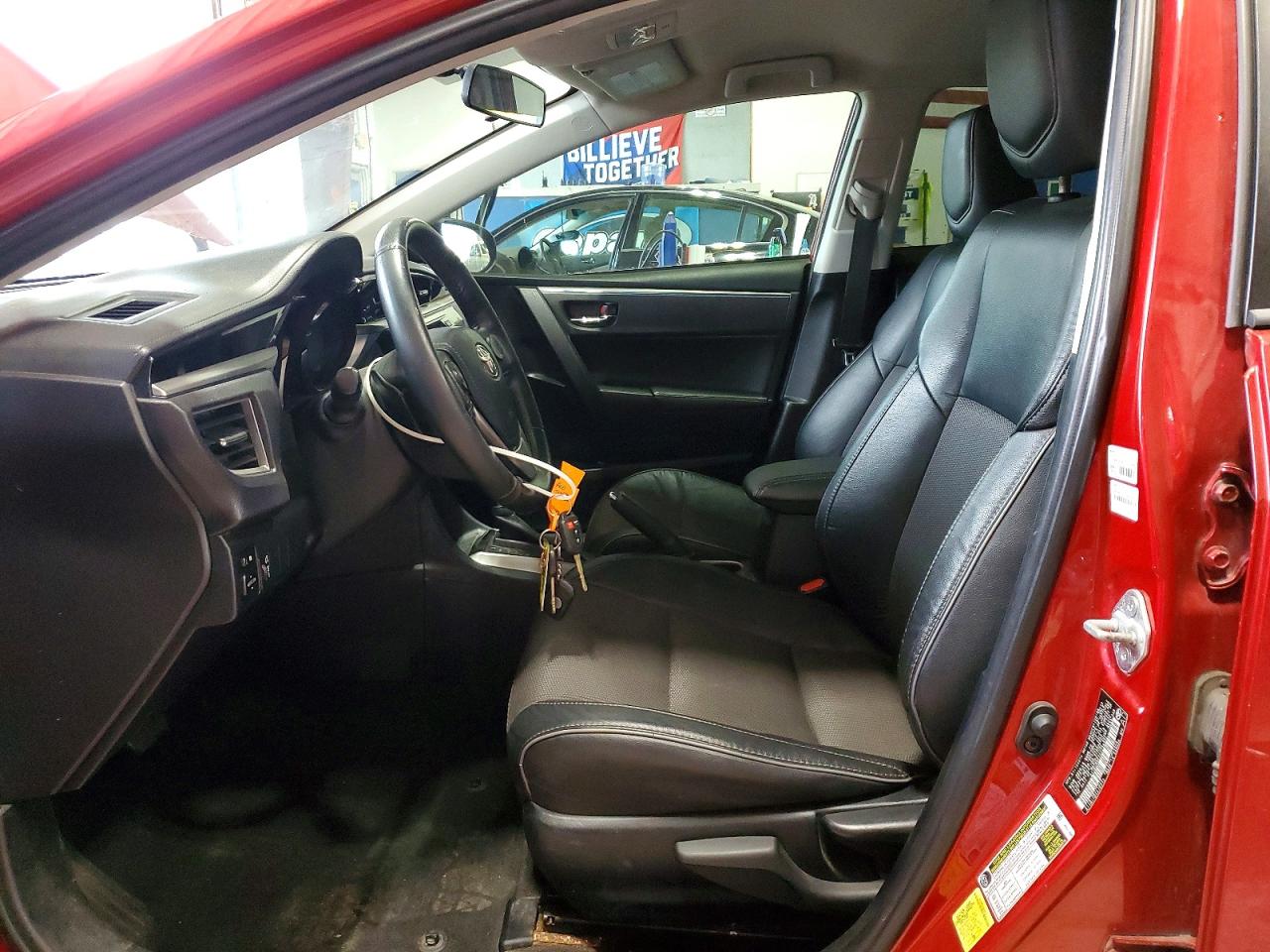 2014 Toyota Corolla S Plus Red vin: 2T1BURHE7EC038324