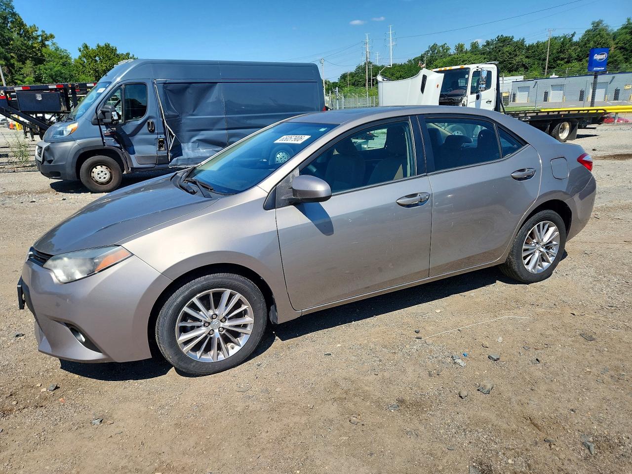 2014 Toyota Corolla Le Plus Brown vin: 2T1BURHE7EC040932
