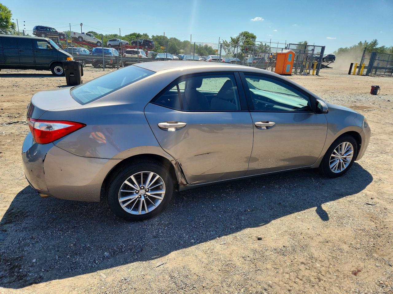 2014 Toyota Corolla Le Plus Коричневый vin: 2T1BURHE7EC040932