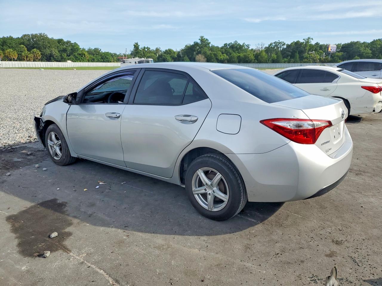2014 Toyota Corolla L Silver vin: 2T1BURHE7EC048397