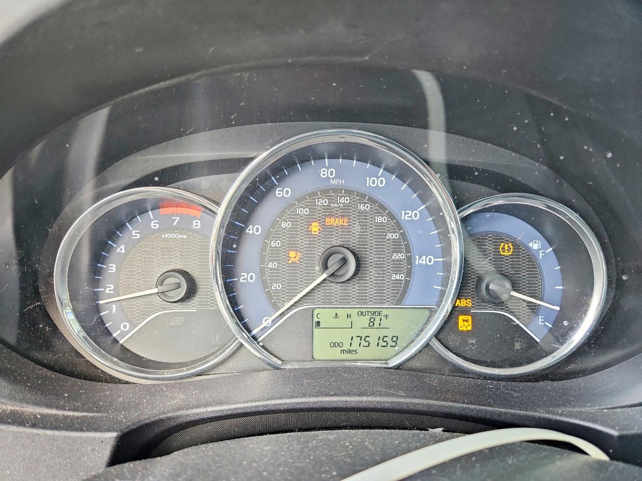 2014 Toyota Corolla L Silver vin: 2T1BURHE7EC048397