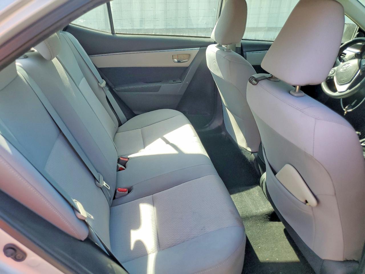 2014 Toyota Corolla Le Silver vin: 2T1BURHE7EC070819