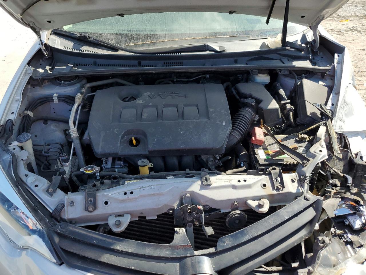2014 Toyota Corolla Le Silver vin: 2T1BURHE7EC070819
