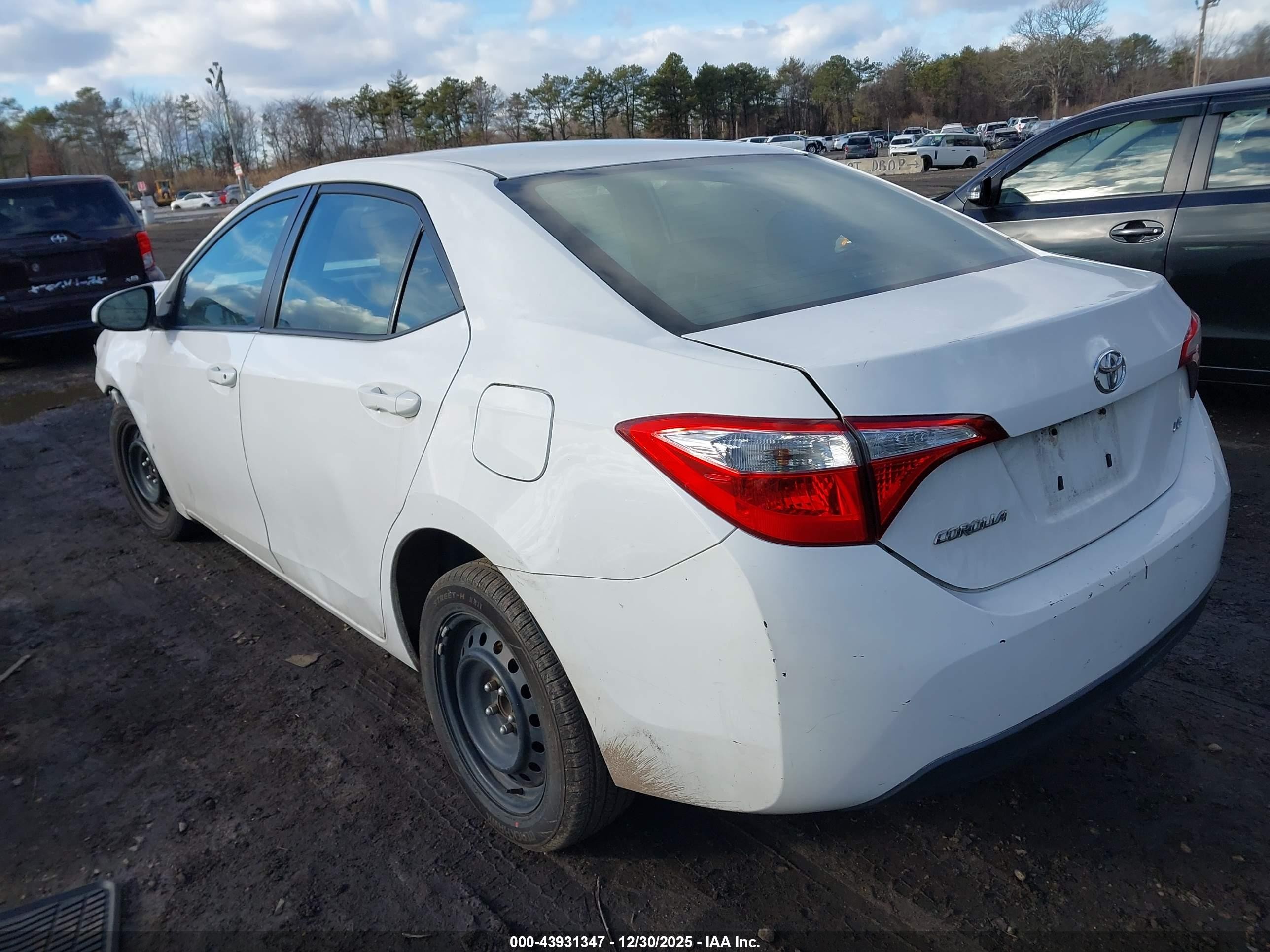 2014 Toyota Corolla Le White vin: 2T1BURHE7EC088981