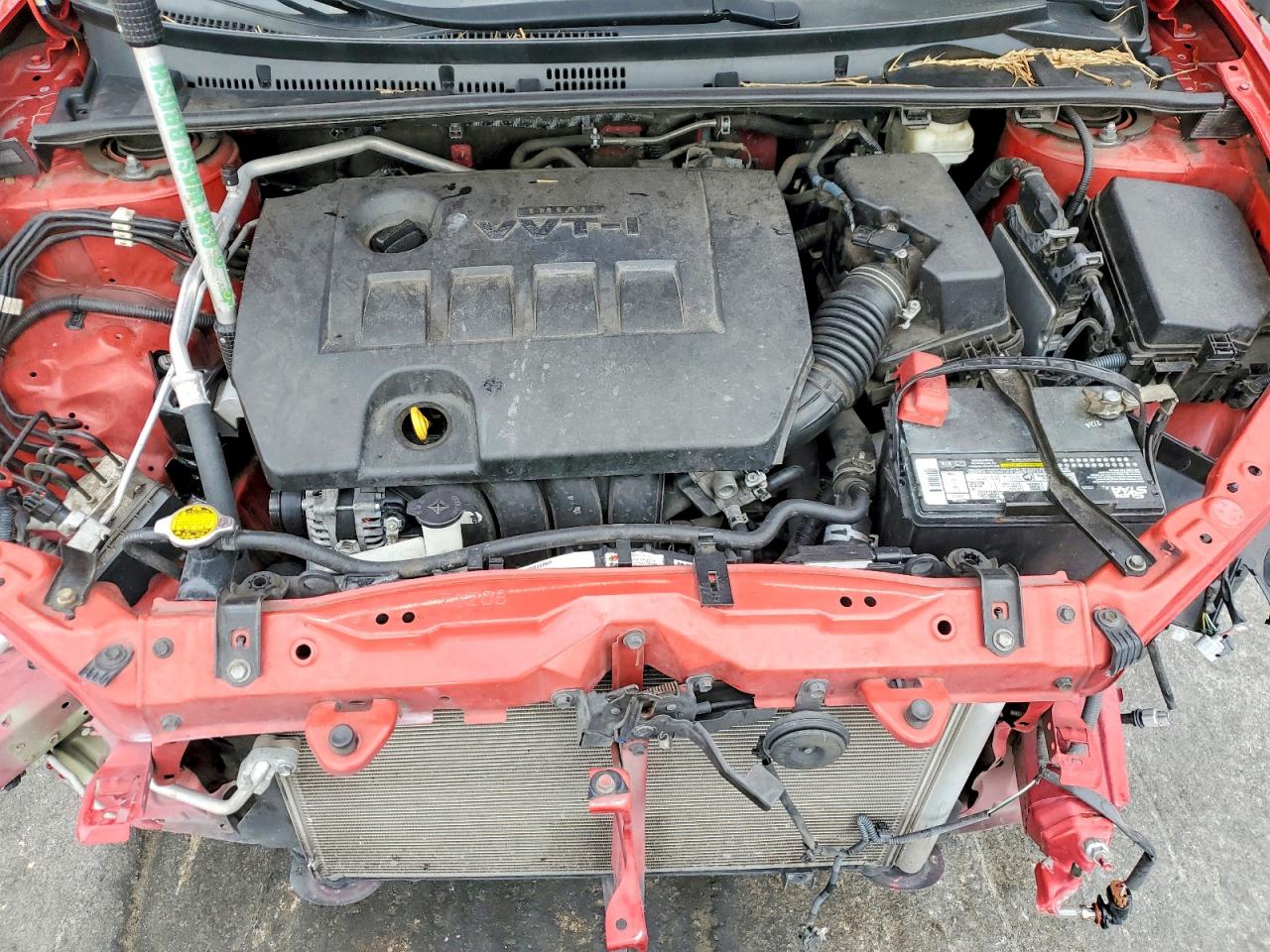 2014 Toyota Corolla Le Red vin: 2T1BURHE7EC095400