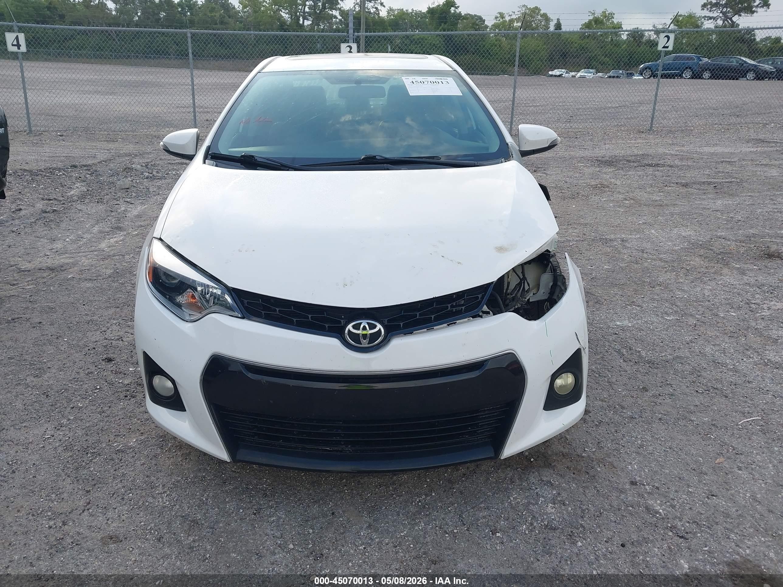 2014 Toyota Corolla S Plus White vin: 2T1BURHE7EC100353