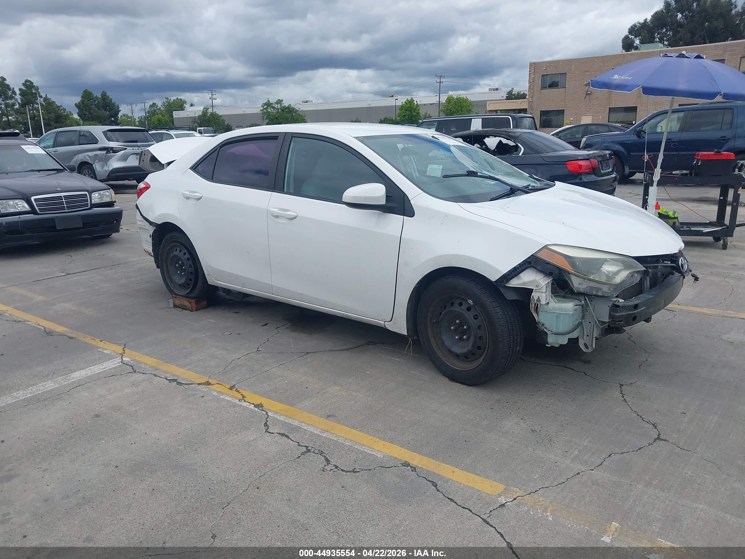 2014 Toyota Corolla Le Белый vin: 2T1BURHE7EC105827