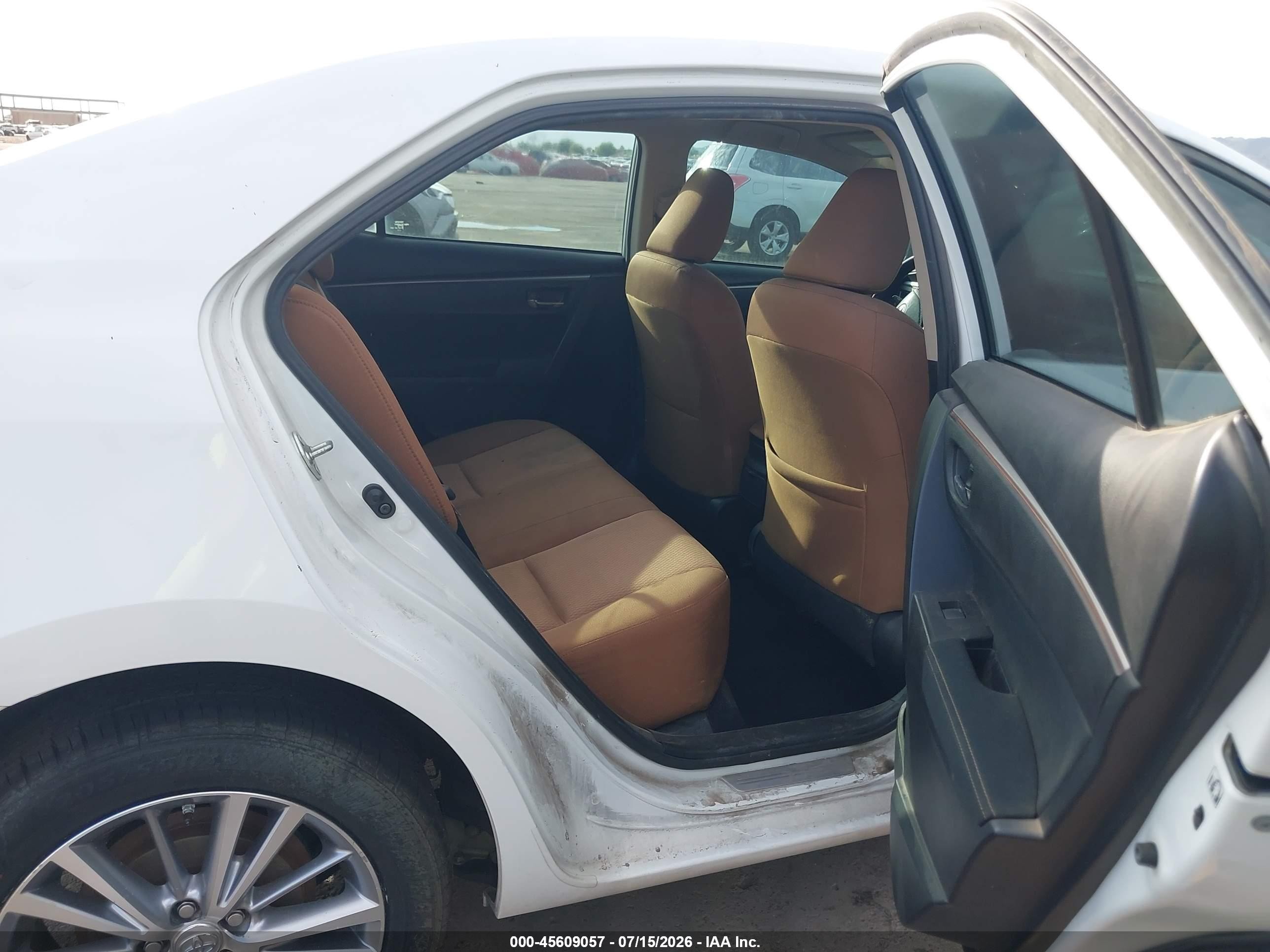 2014 Toyota Corolla Le Plus White vin: 2T1BURHE7EC108520
