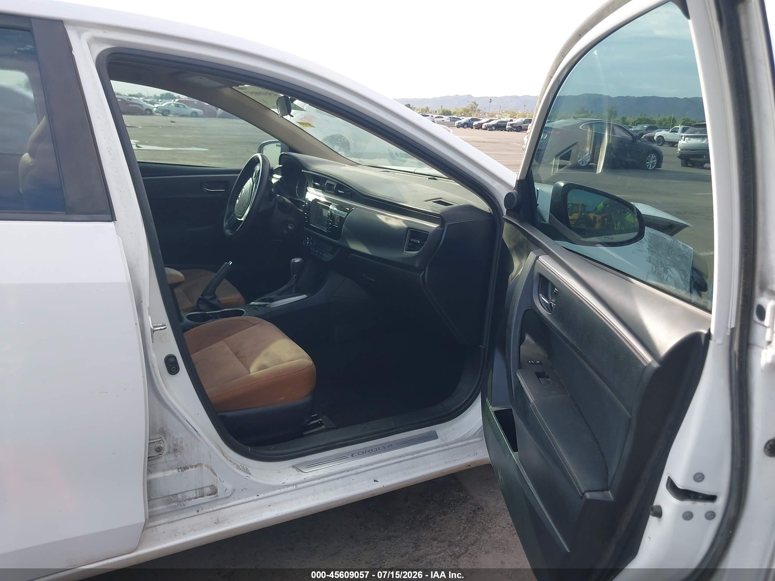 2014 Toyota Corolla Le Plus White vin: 2T1BURHE7EC108520